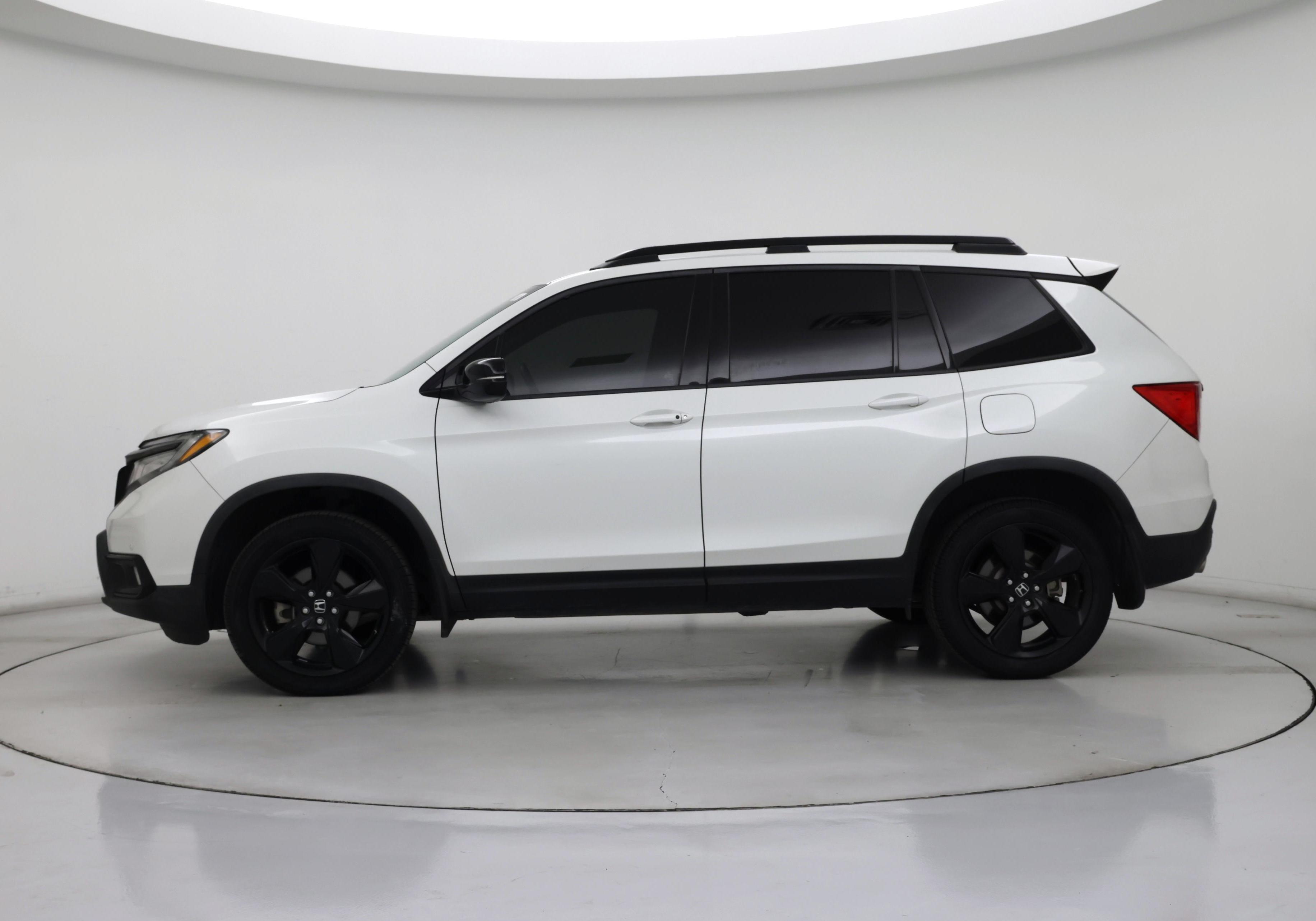 Thumbnail: 2019 Honda Passport - 3