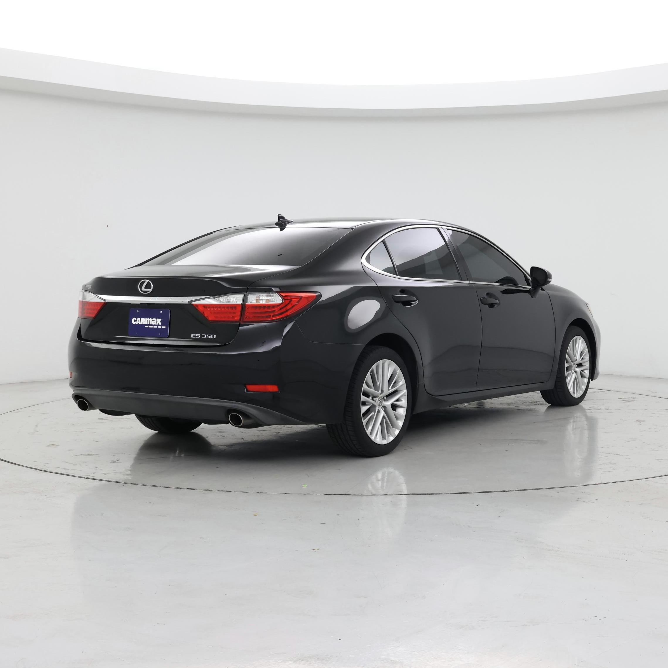 Thumbnail: 2014 Lexus ES - 8