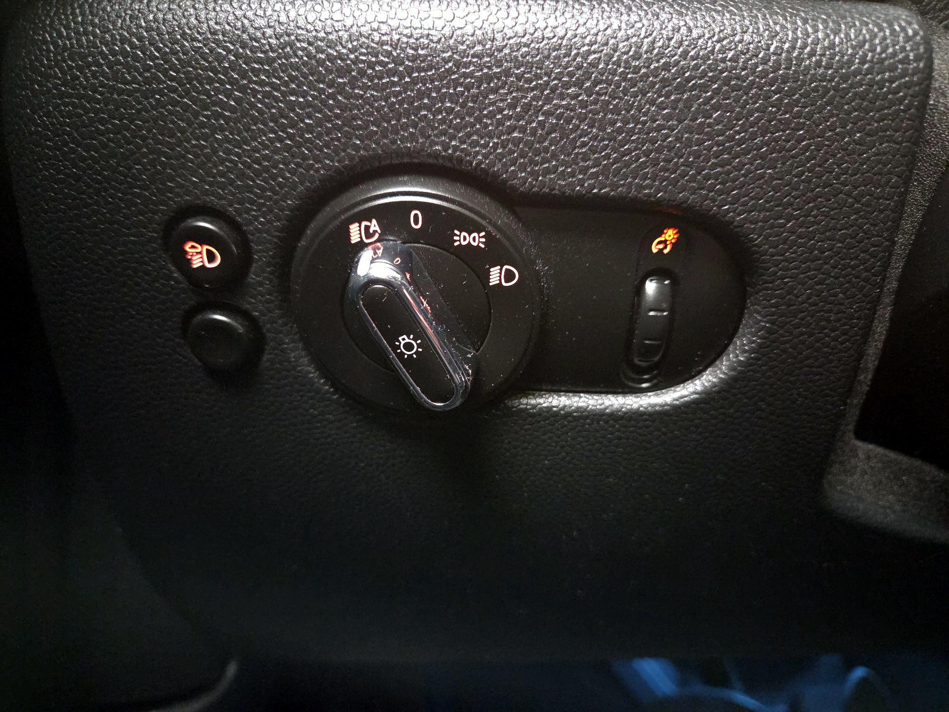 Thumbnail: 2024 MINI Cooper Hardtop - 13