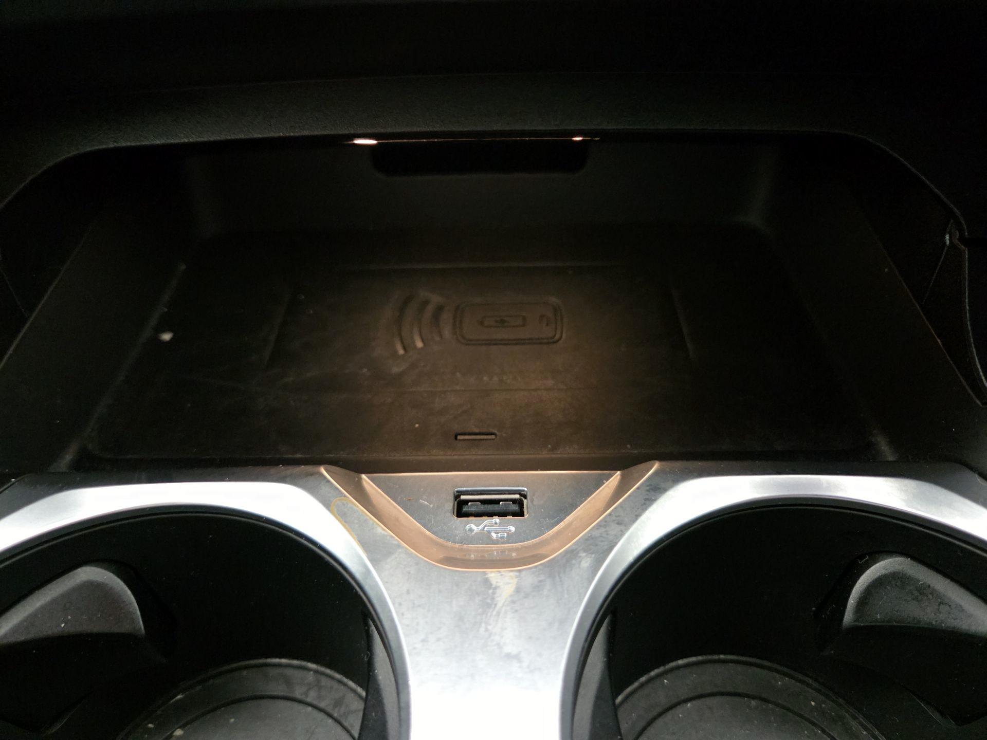 Thumbnail: 2019 BMW 8 Series - 19