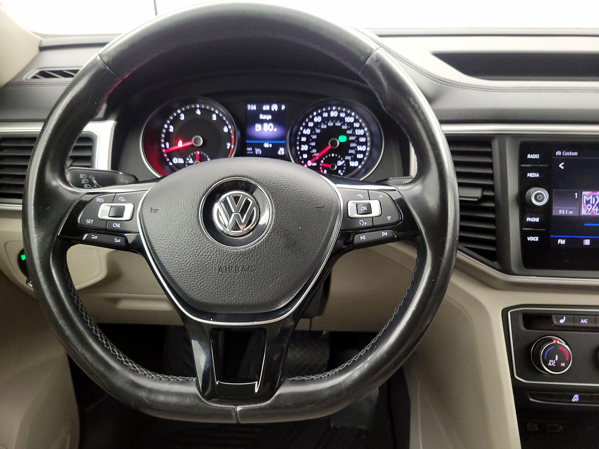 Thumbnail: 2018 Volkswagen Atlas - 10