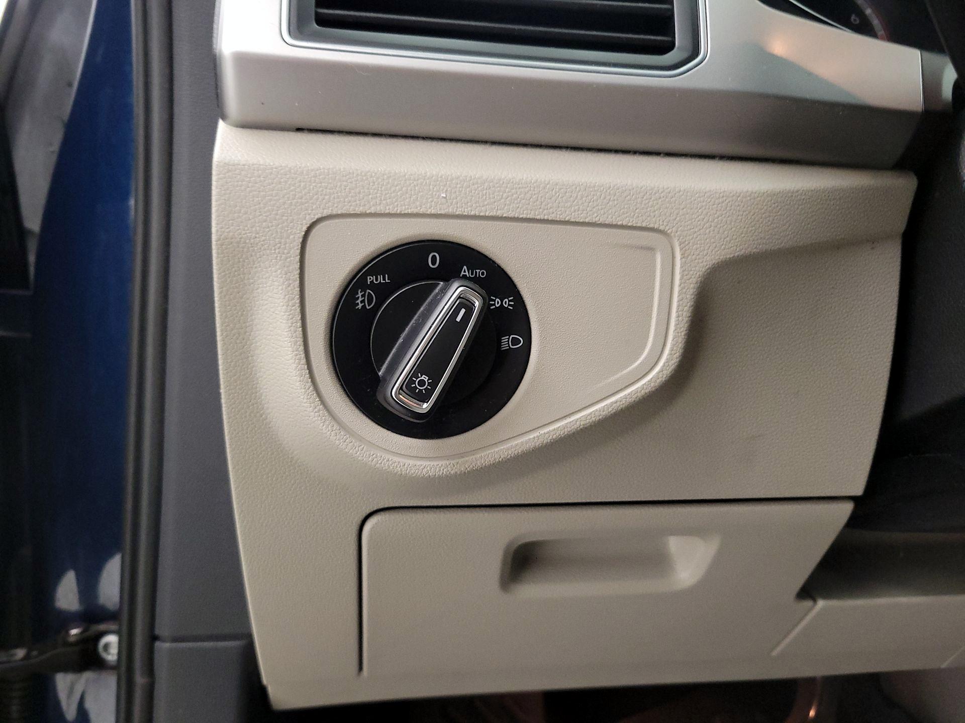 Thumbnail: 2018 Volkswagen Atlas - 13