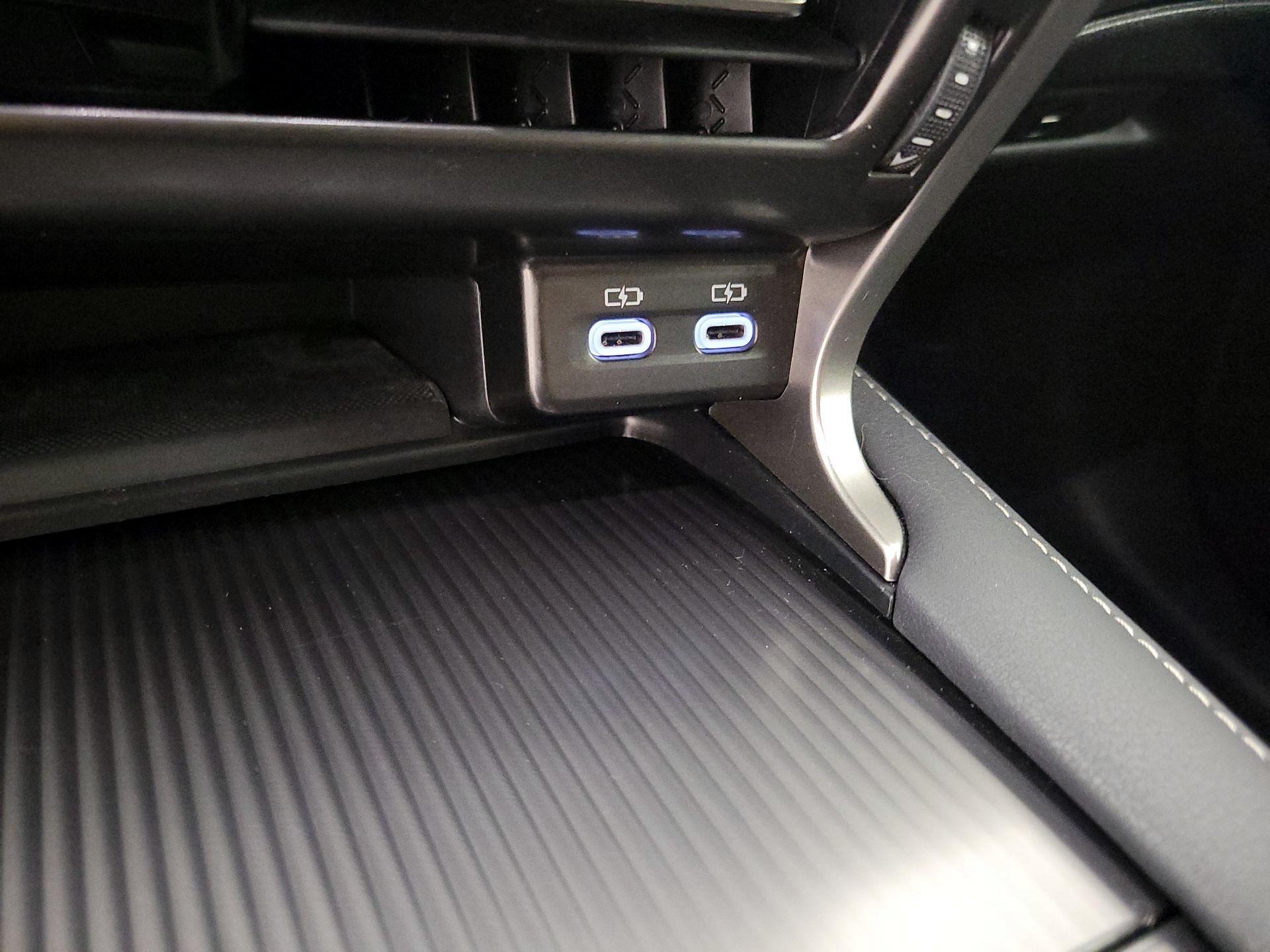 Thumbnail: 2024 Lexus RX - 19