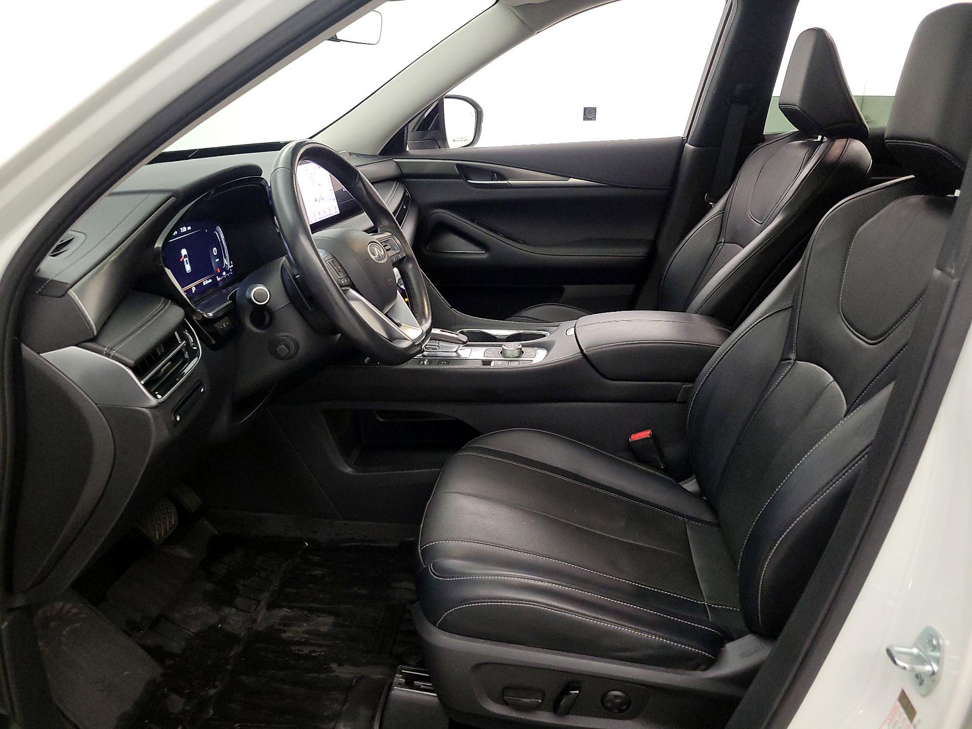 Thumbnail: 2023 INFINITI QX60 - 11