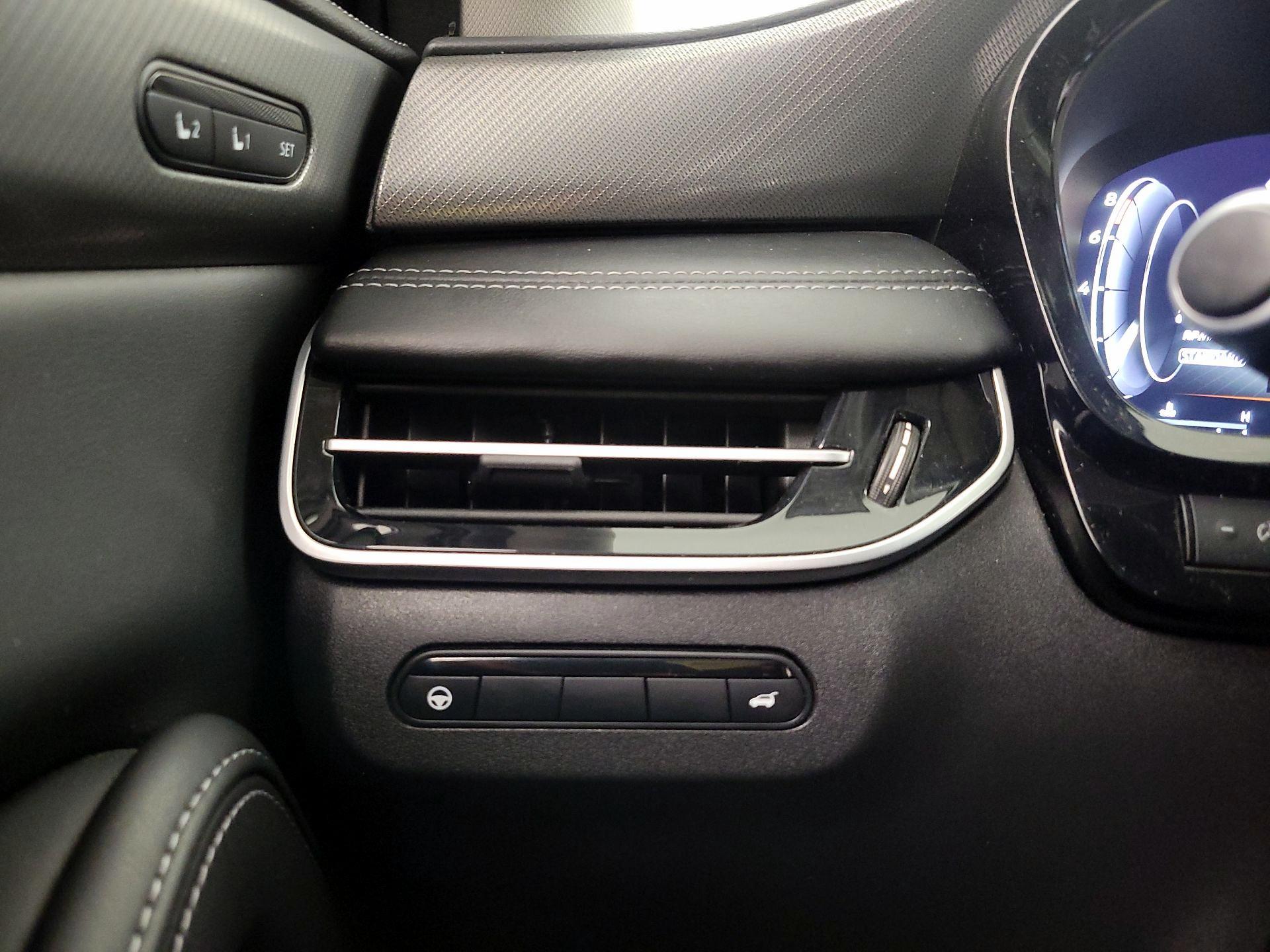 Thumbnail: 2023 INFINITI QX60 - 13