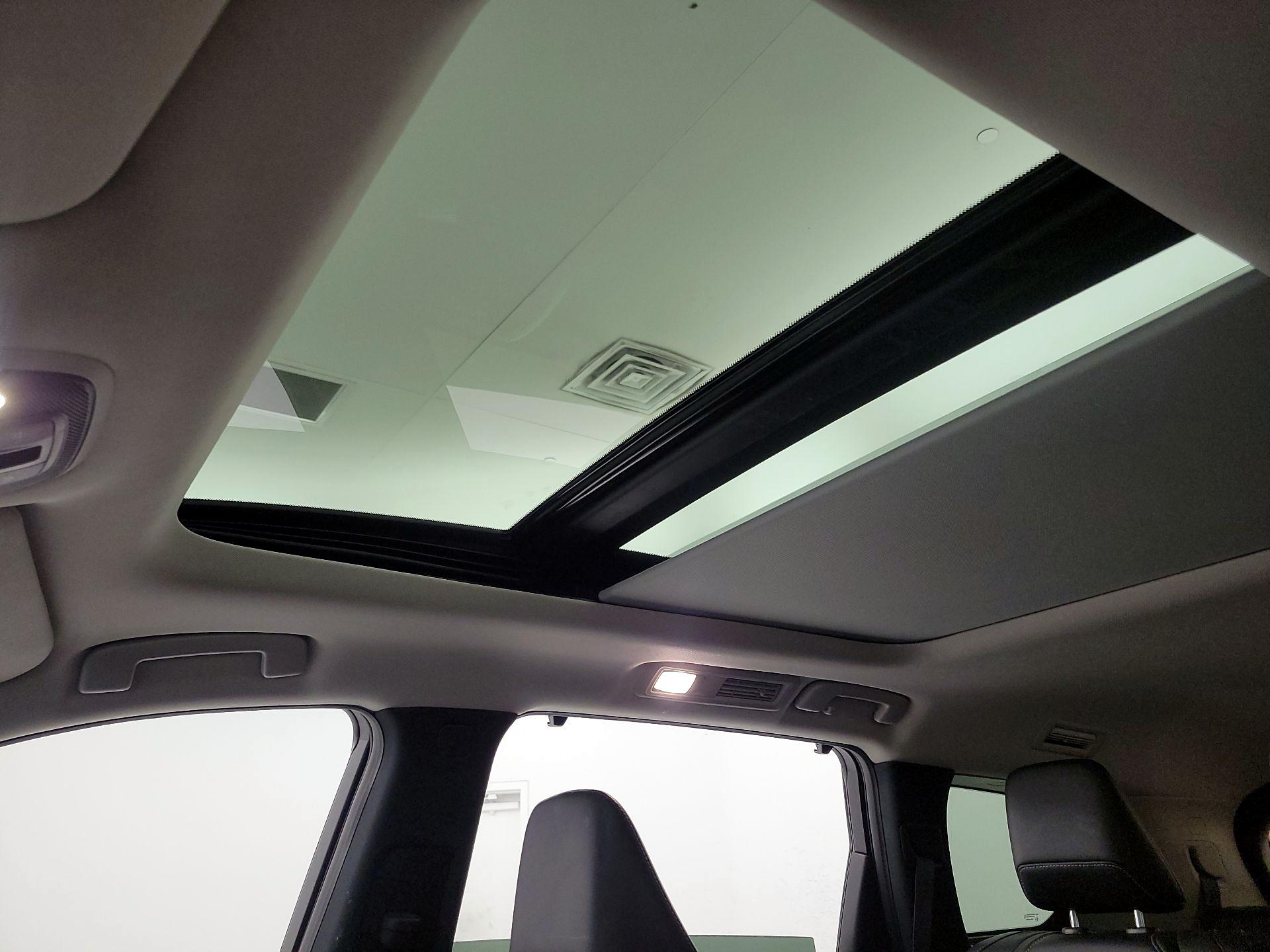 Thumbnail: 2023 INFINITI QX60 - 20