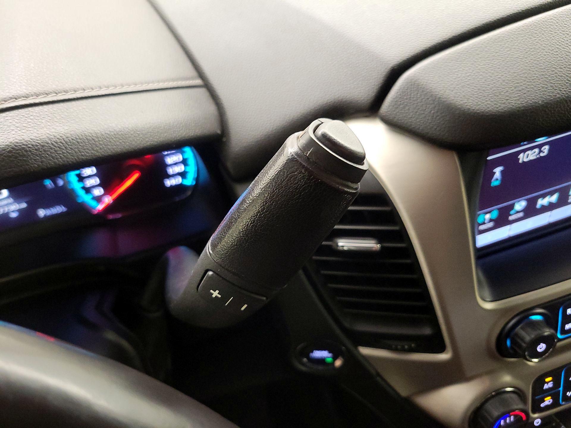 Thumbnail: 2017 GMC Yukon - 17