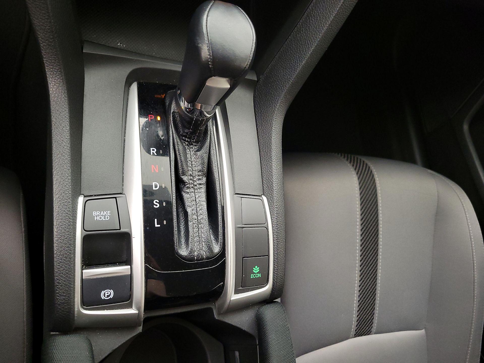 Thumbnail: 2018 Honda Civic - 17