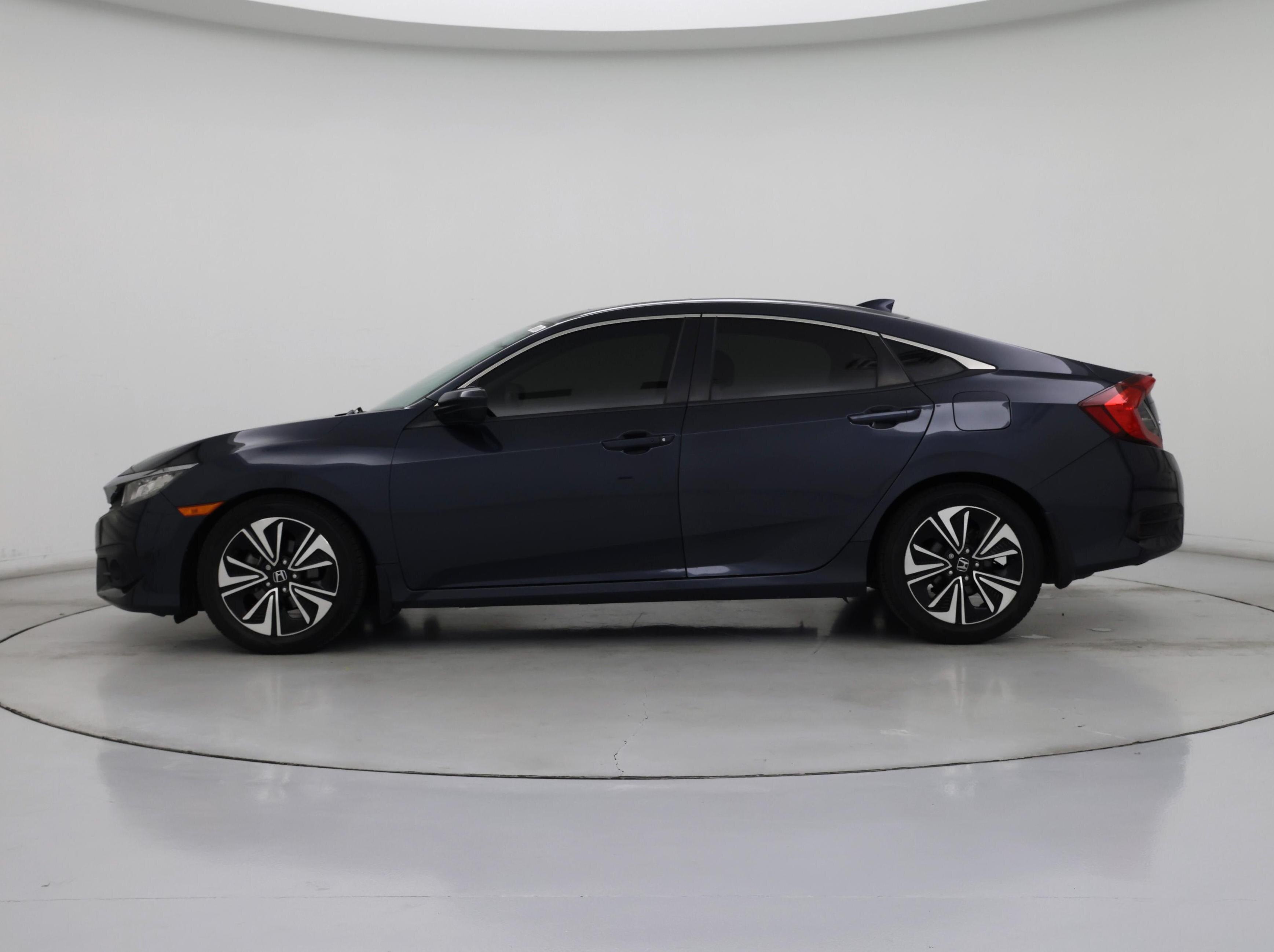 Thumbnail: 2018 Honda Civic - 3