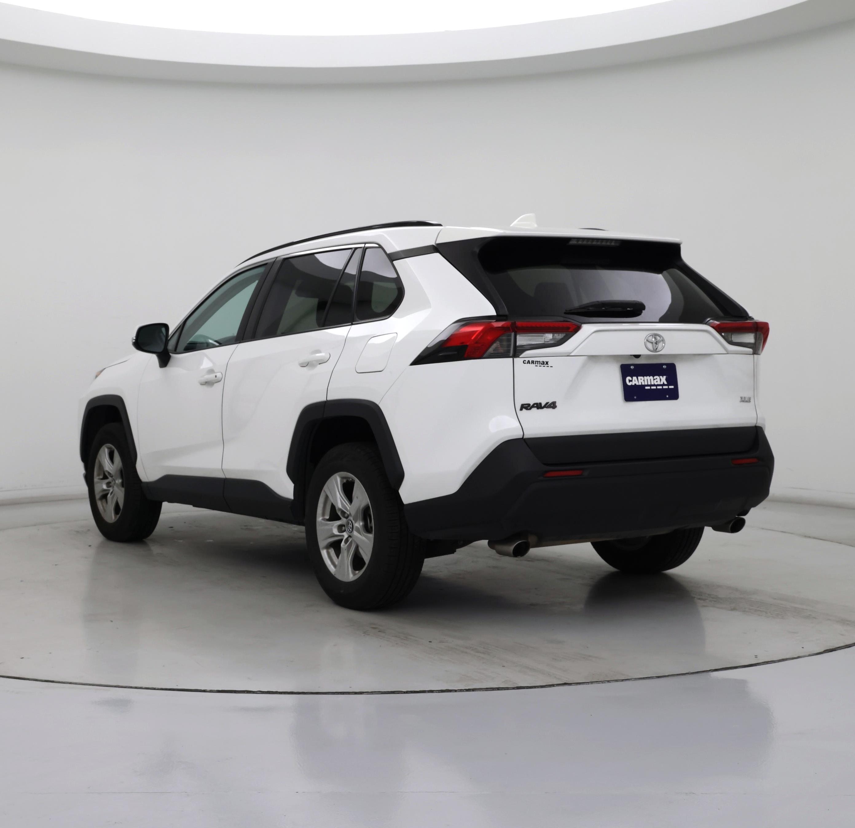 Thumbnail: 2019 Toyota RAV4 - 2