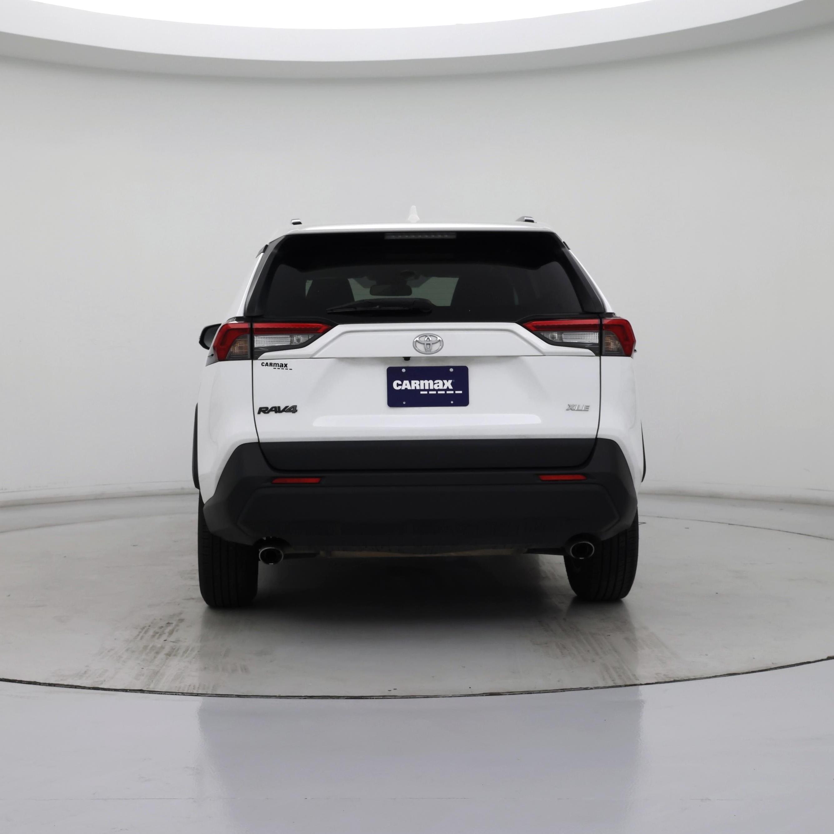 Thumbnail: 2019 Toyota RAV4 - 6