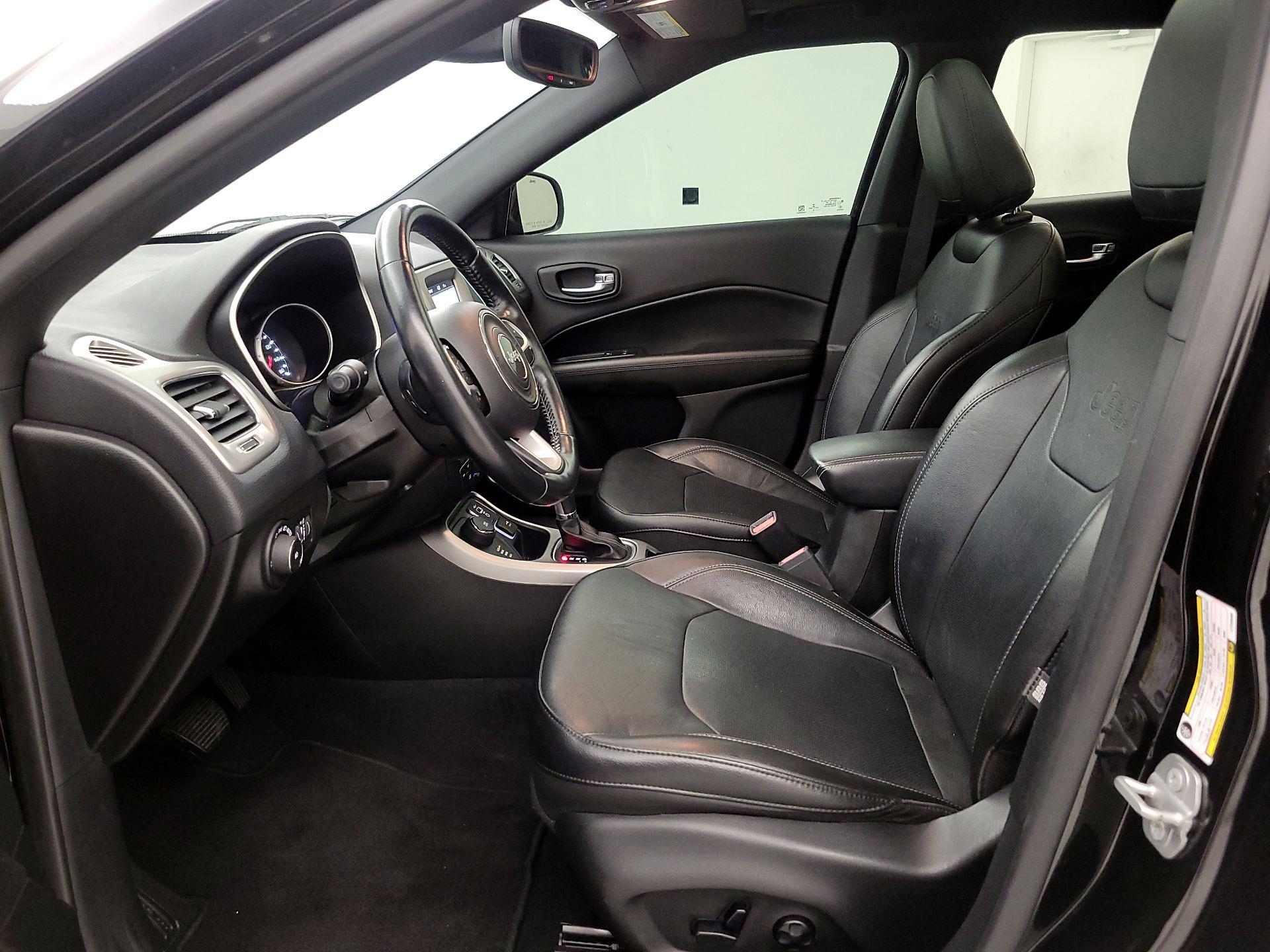 Thumbnail: 2020 Jeep Compass - 11