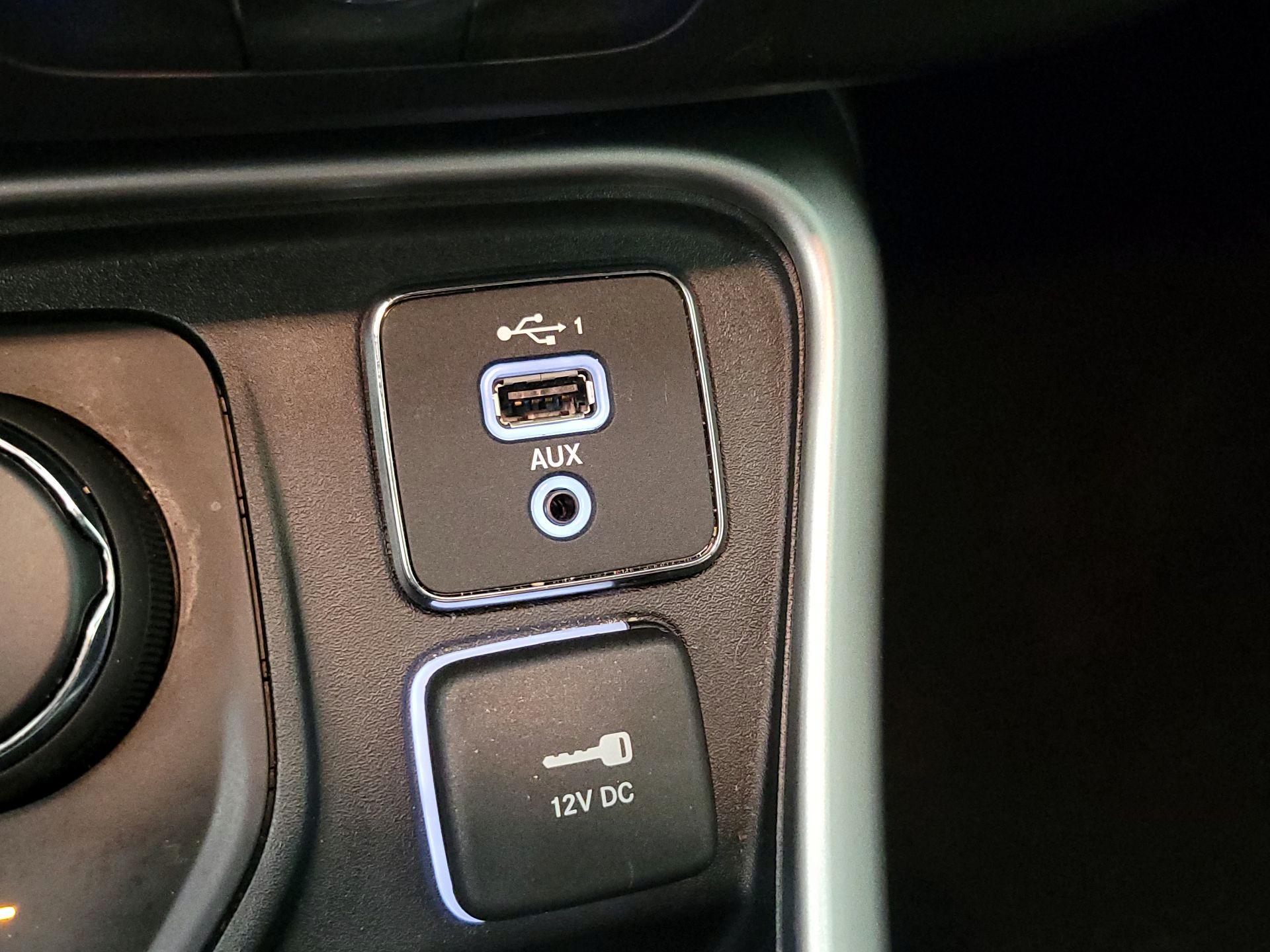 Thumbnail: 2020 Jeep Compass - 19