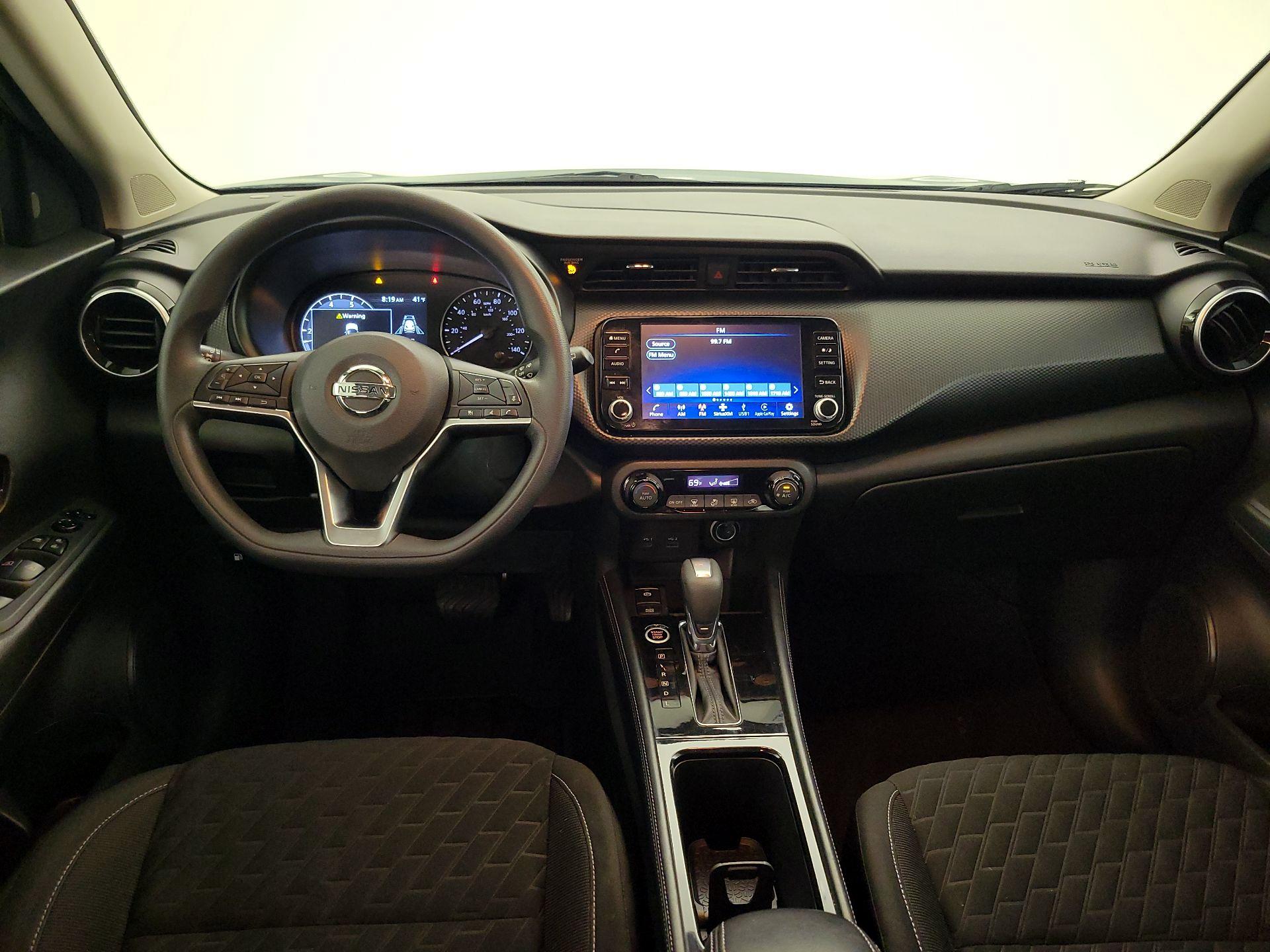 Thumbnail: 2021 Nissan Kicks - 9