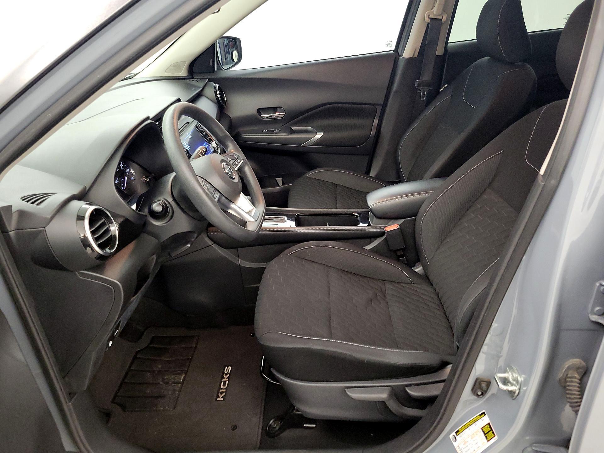 Thumbnail: 2021 Nissan Kicks - 11