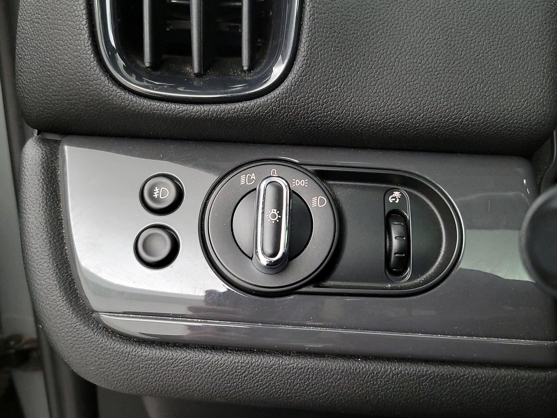 Thumbnail: 2019 MINI Cooper Countryman - 13