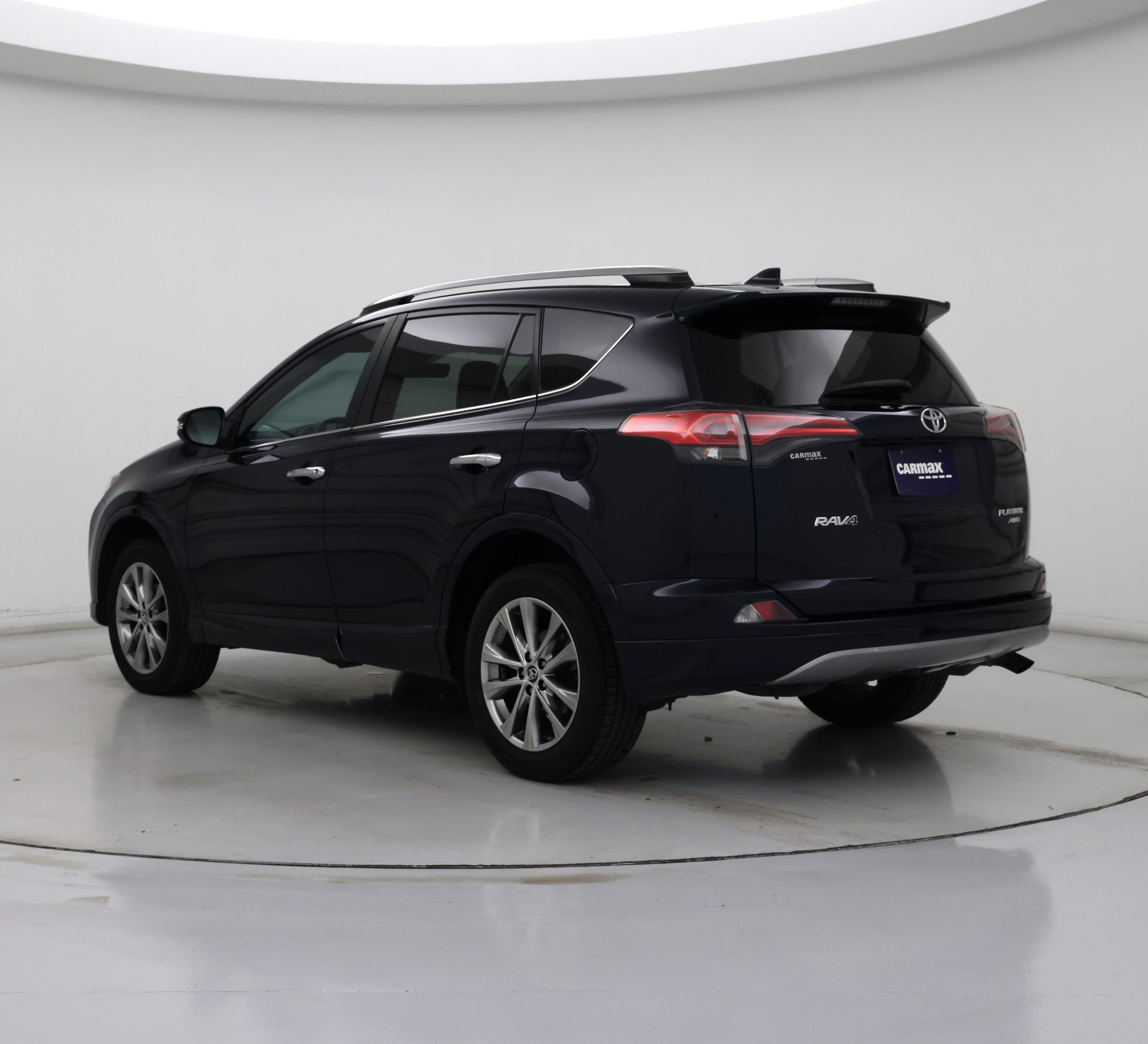 Thumbnail: 2017 Toyota RAV4 - 2