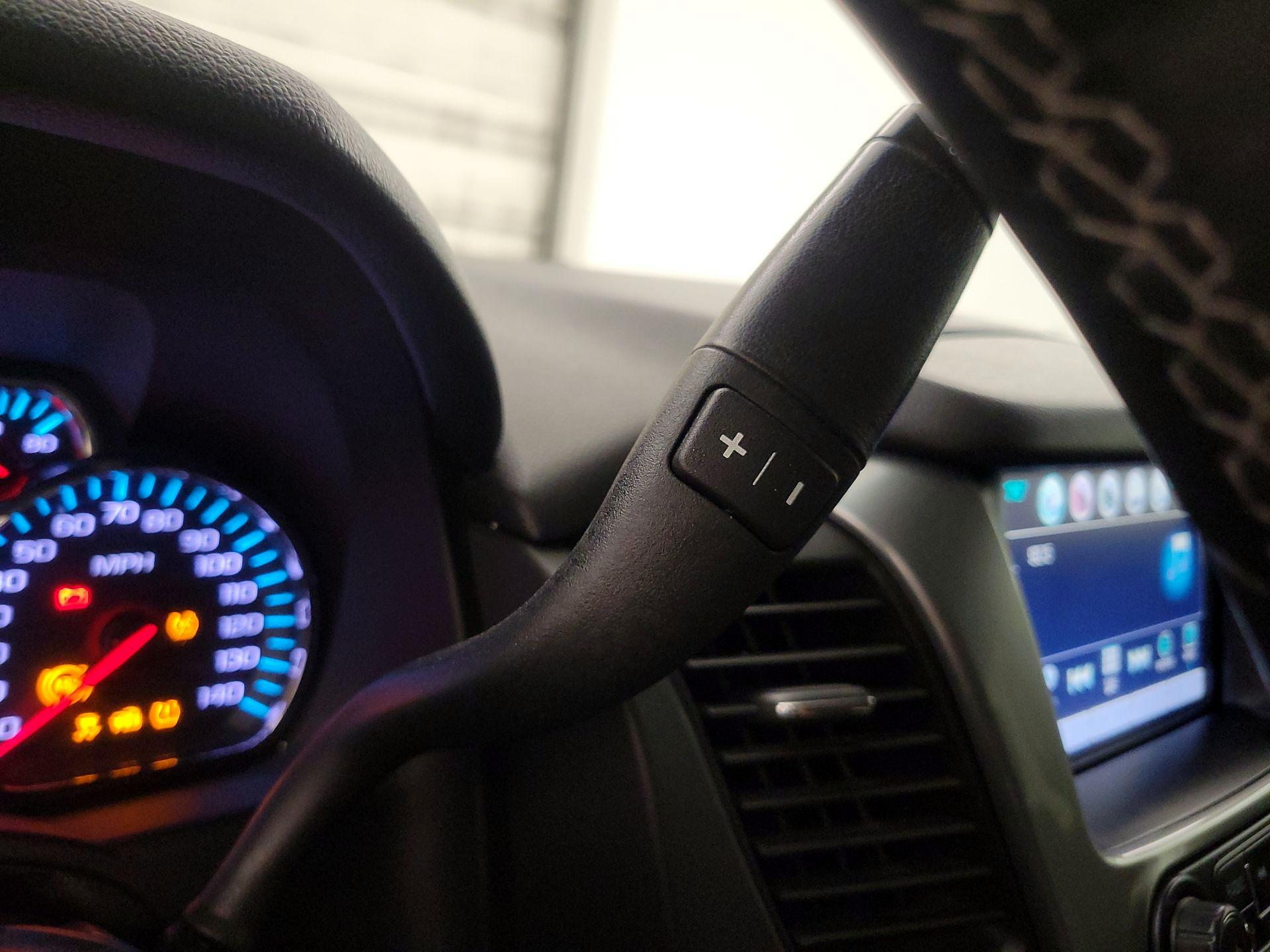 Thumbnail: 2016 Chevrolet Tahoe - 18