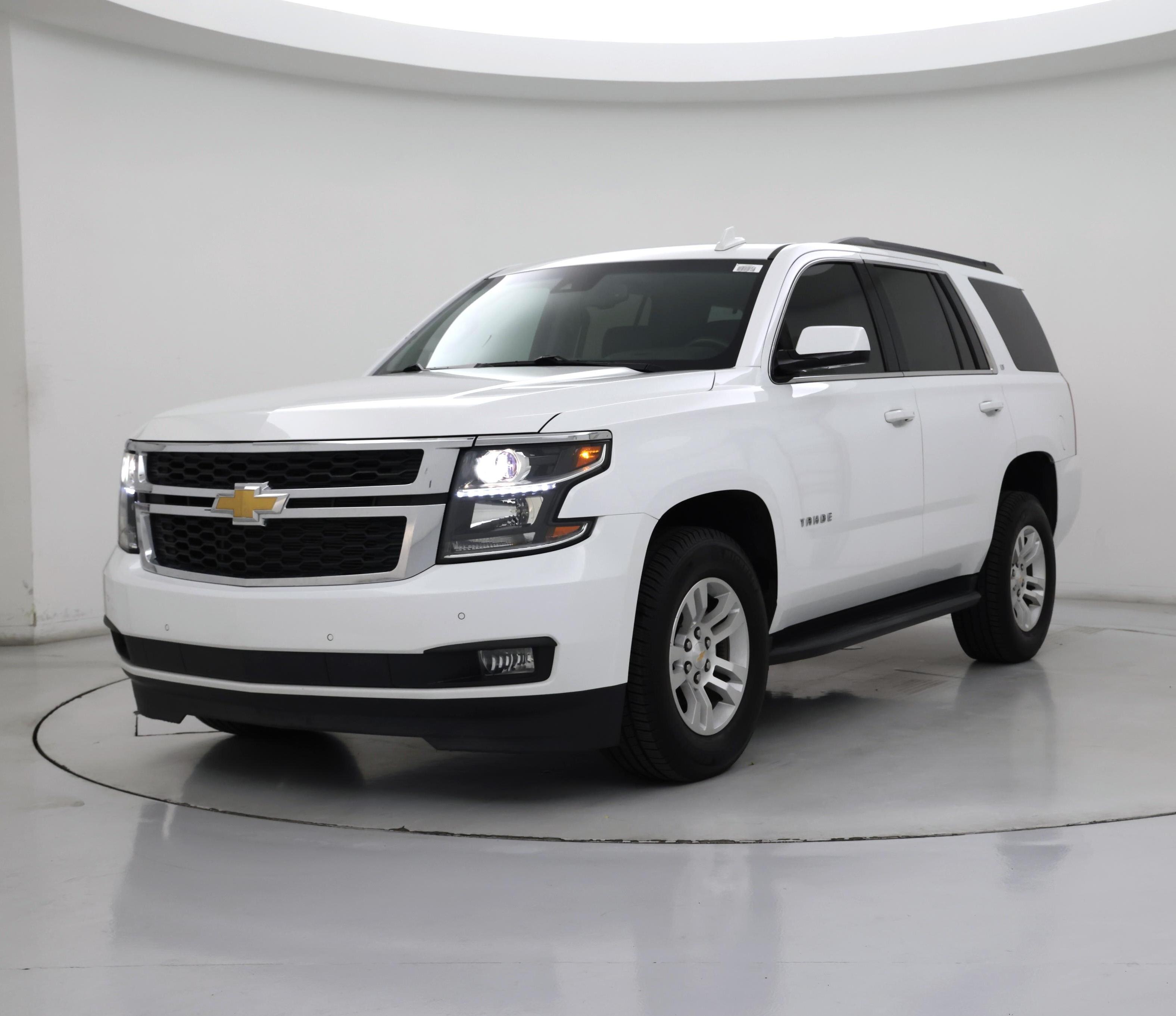 Thumbnail: 2016 Chevrolet Tahoe - 4