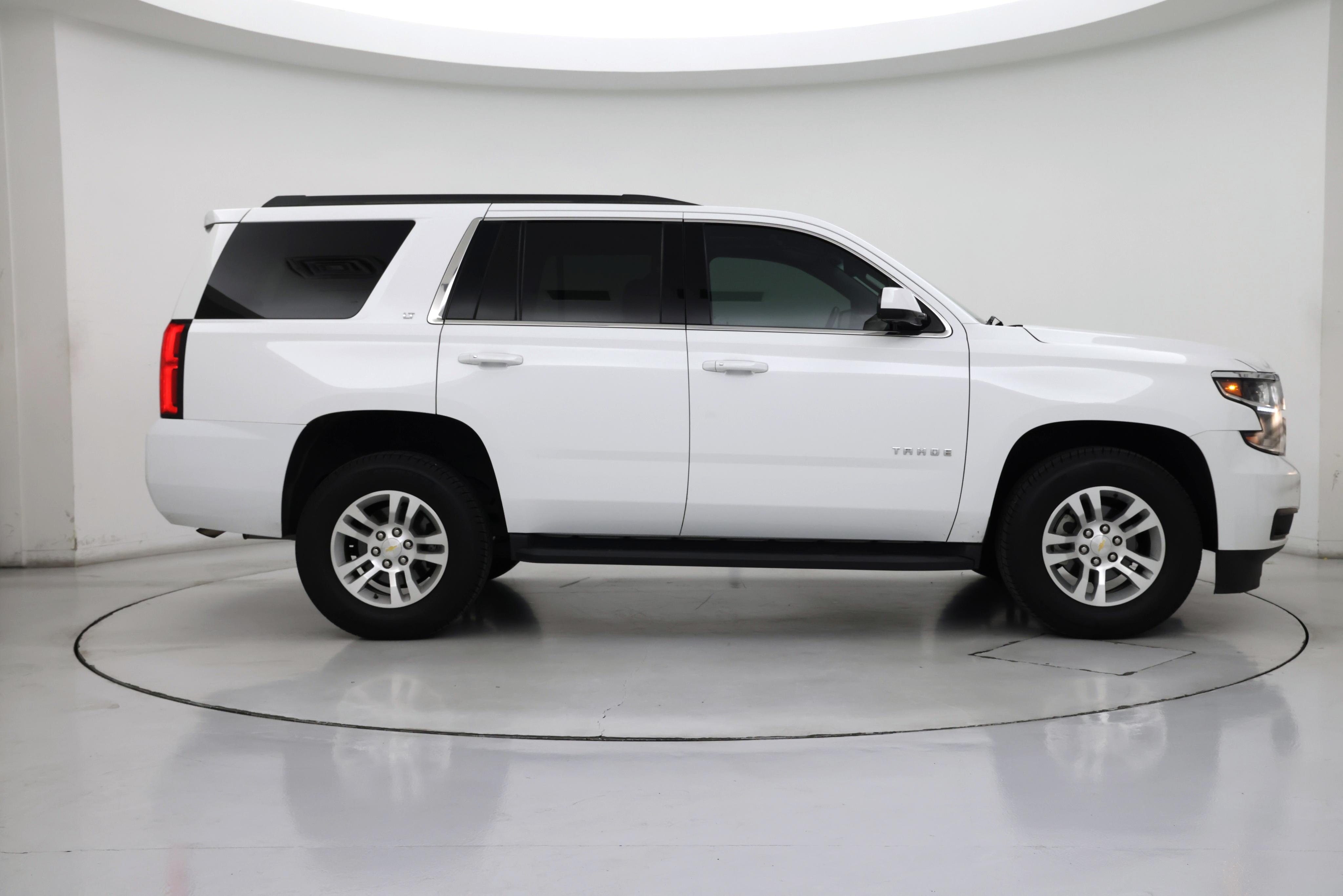 Thumbnail: 2016 Chevrolet Tahoe - 7