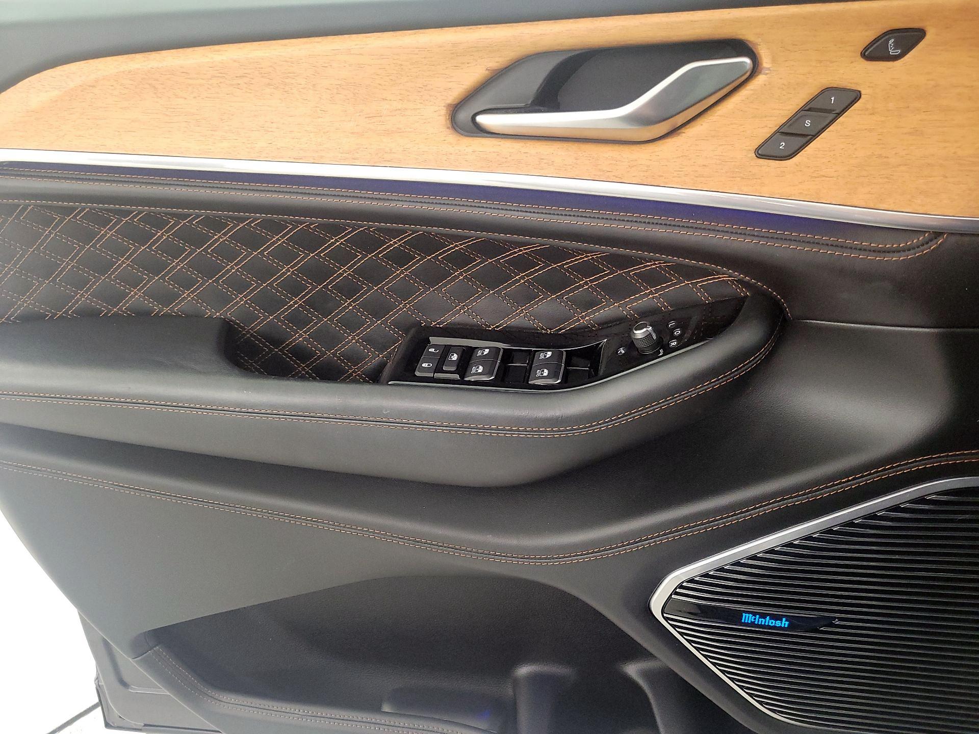 Thumbnail: 2023 Jeep Grand Cherokee L - 12