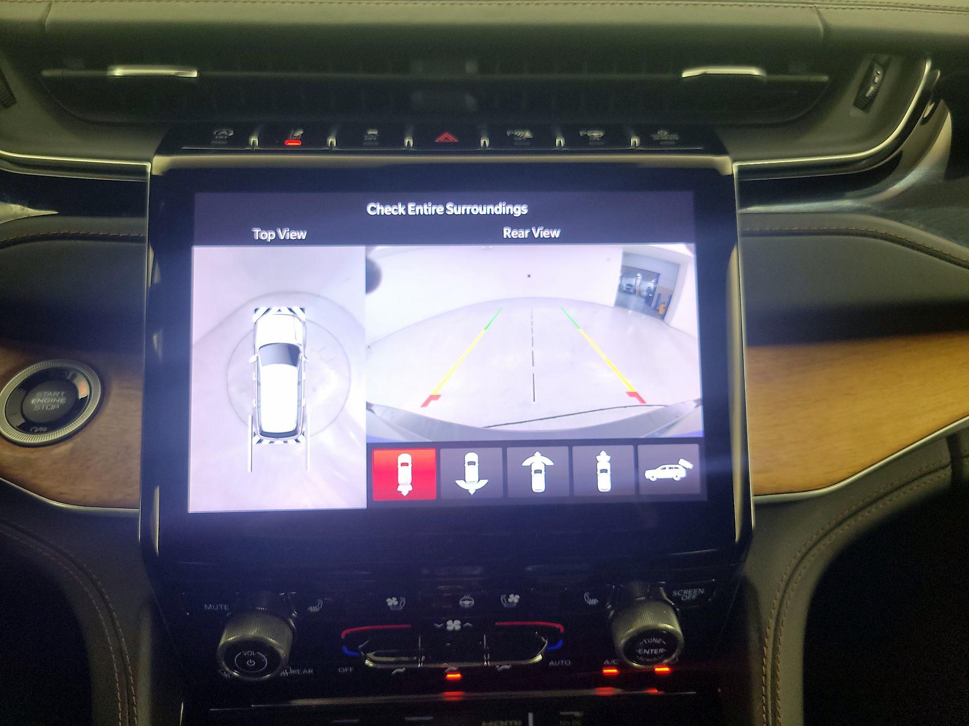 Thumbnail: 2023 Jeep Grand Cherokee L - 15