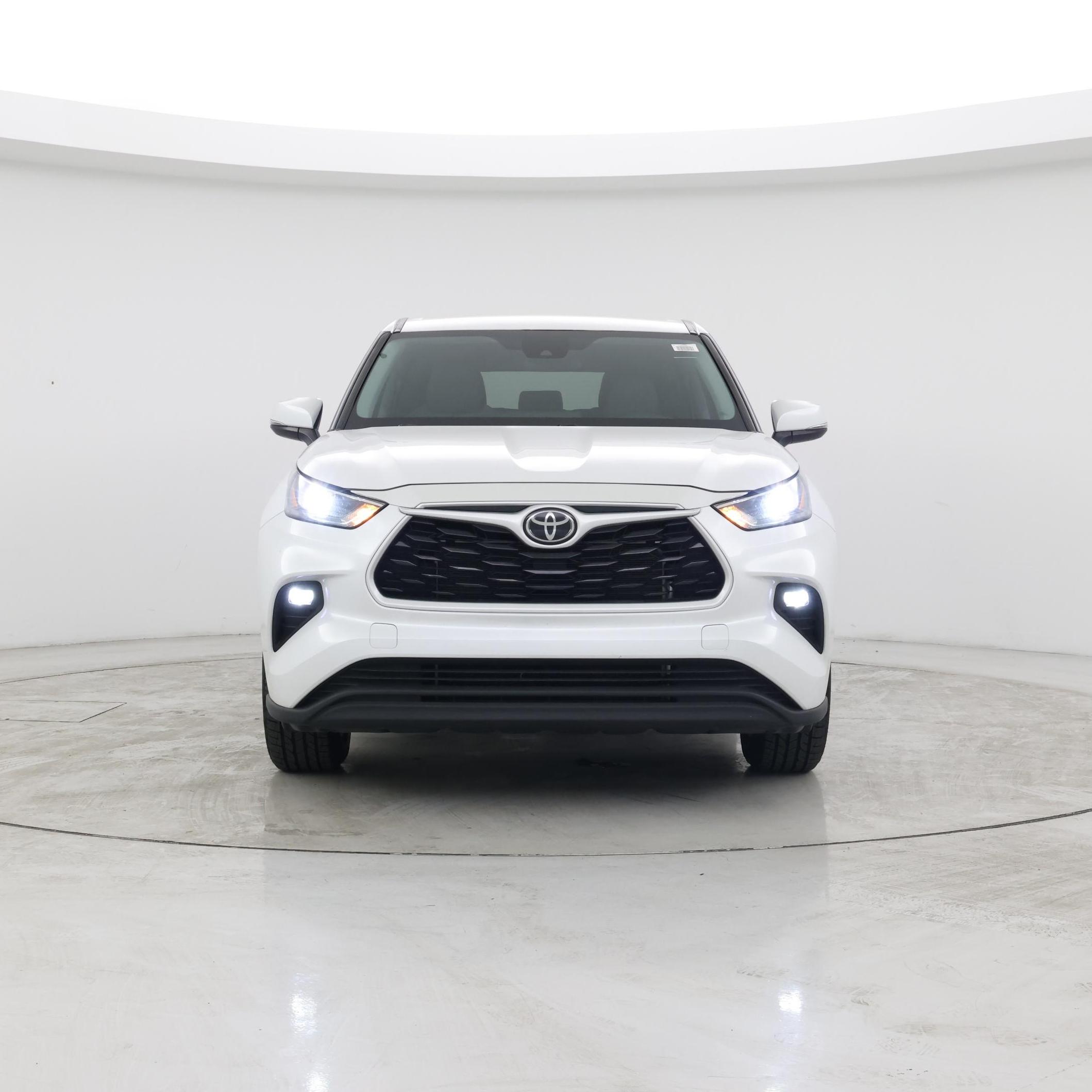 Thumbnail: 2023 Toyota Highlander - 5