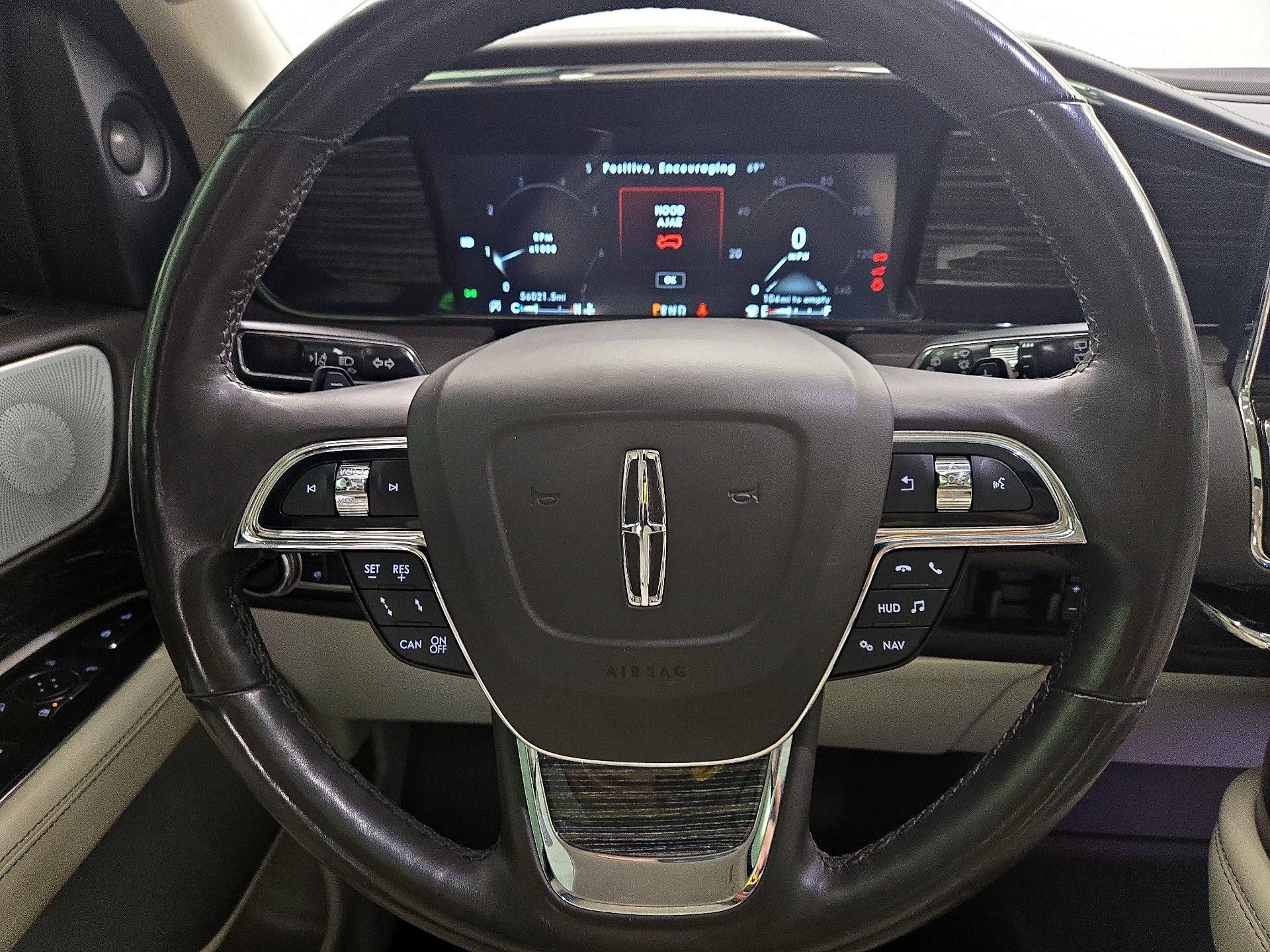 Thumbnail: 2019 Lincoln Navigator - 10