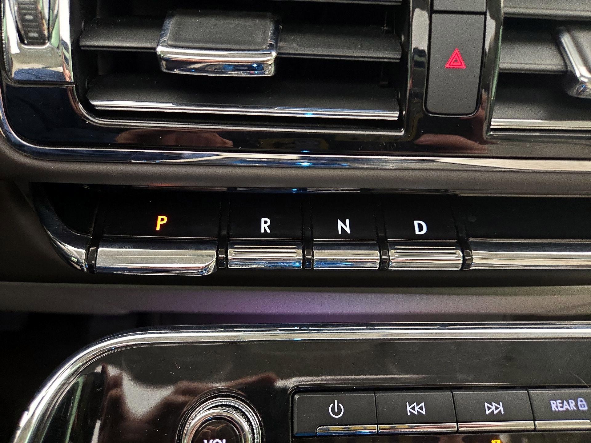 Thumbnail: 2019 Lincoln Navigator - 18