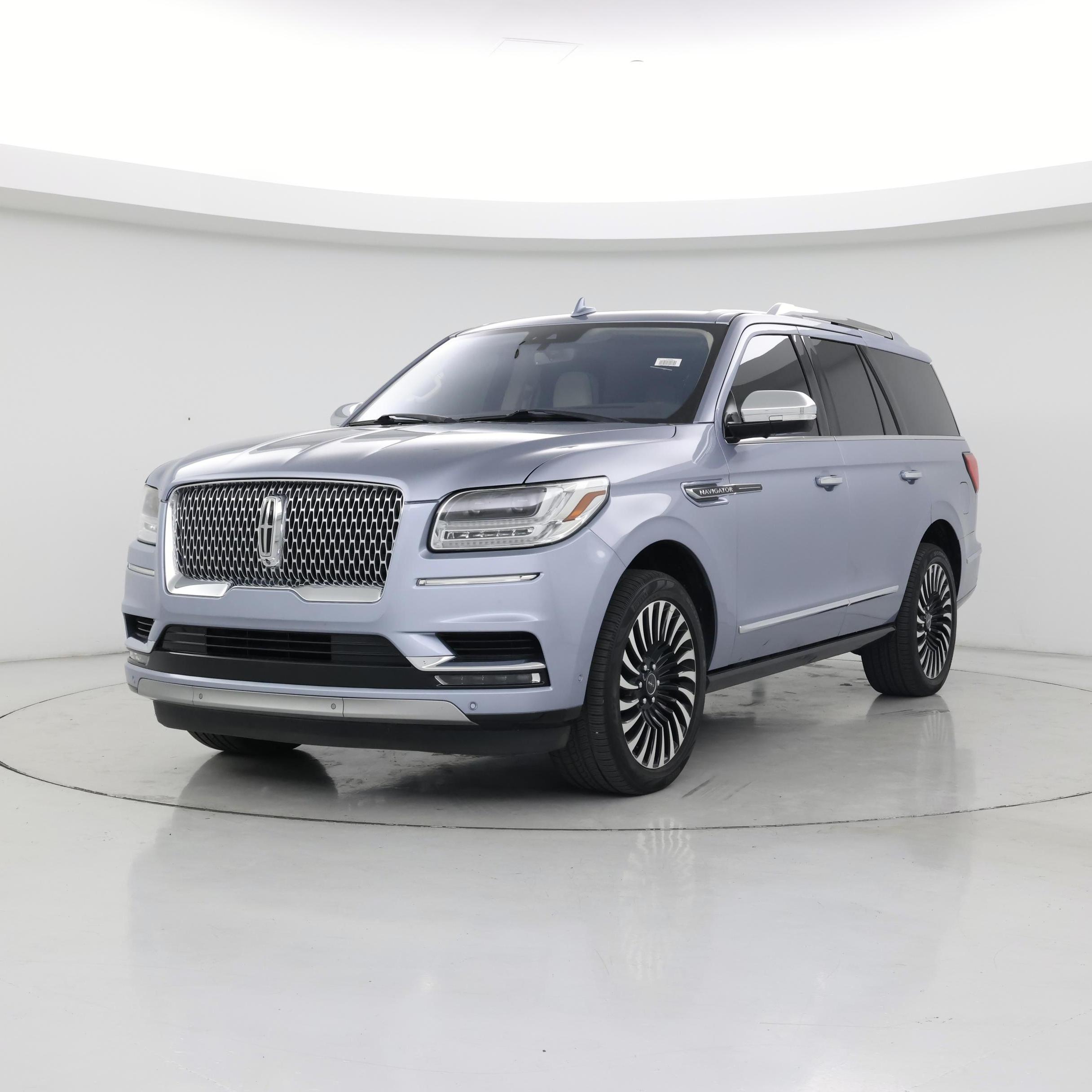 Thumbnail: 2019 Lincoln Navigator - 4