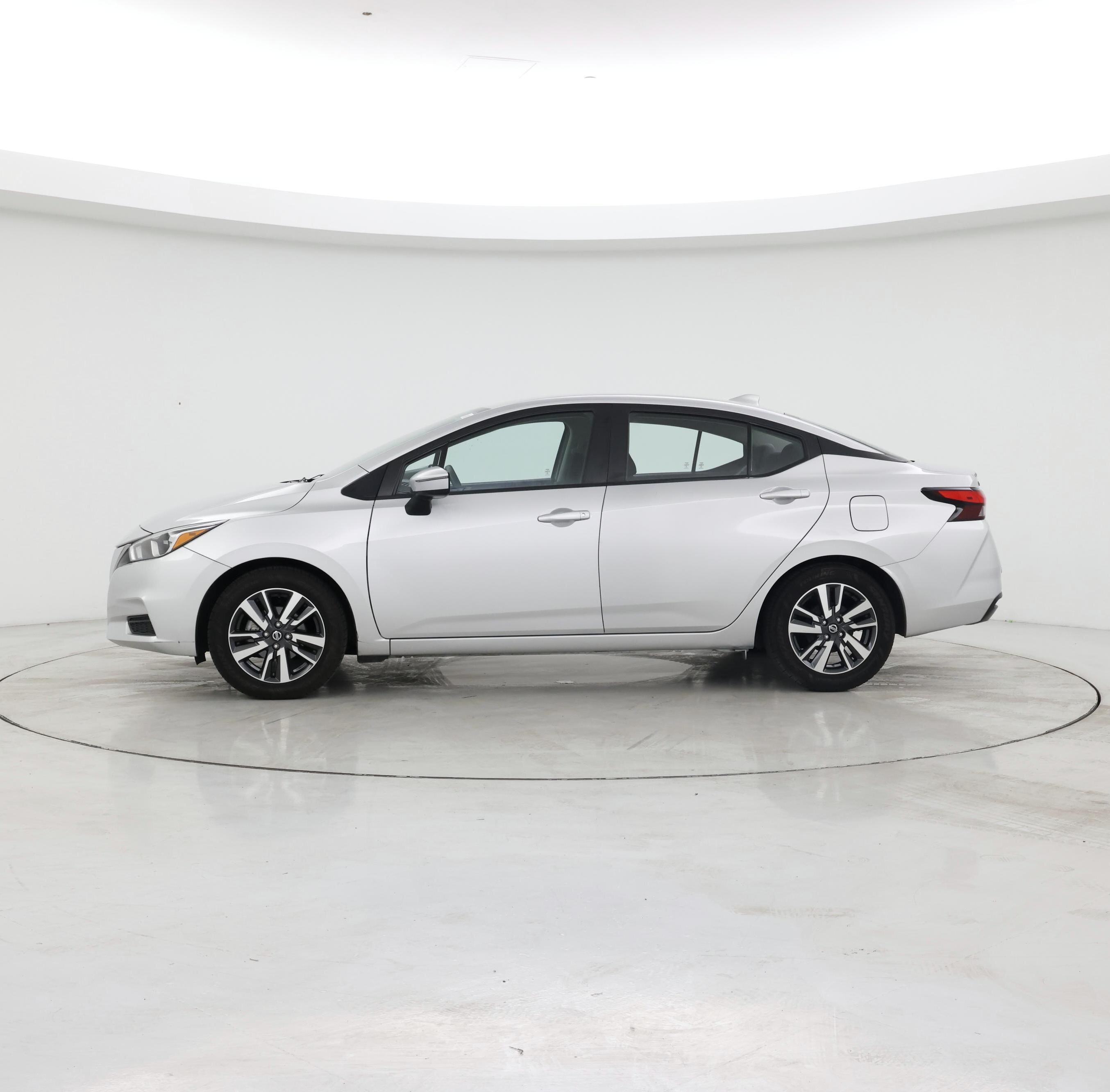 Thumbnail: 2021 Nissan Versa - 3