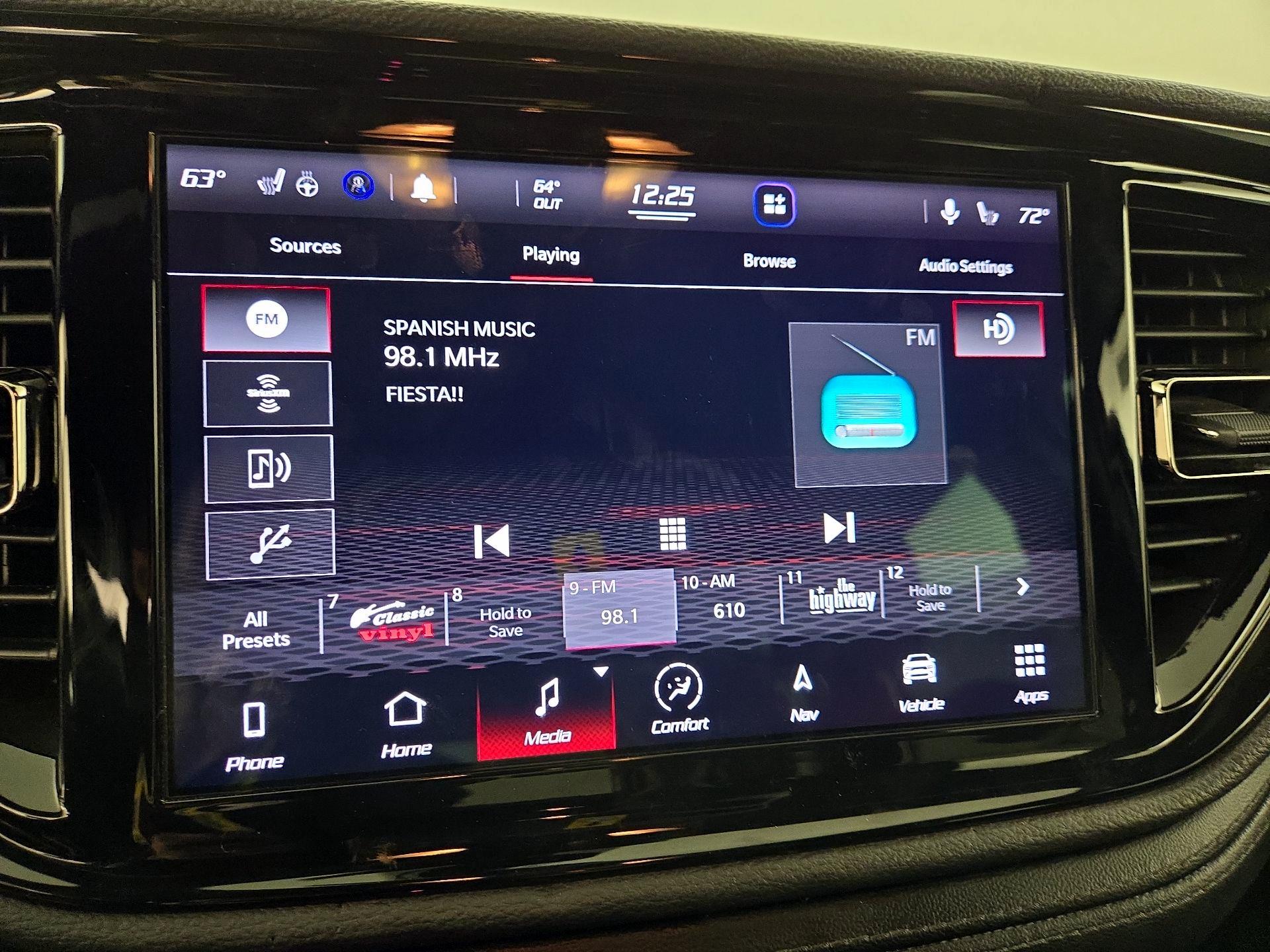 Thumbnail: 2021 Dodge Durango - 16