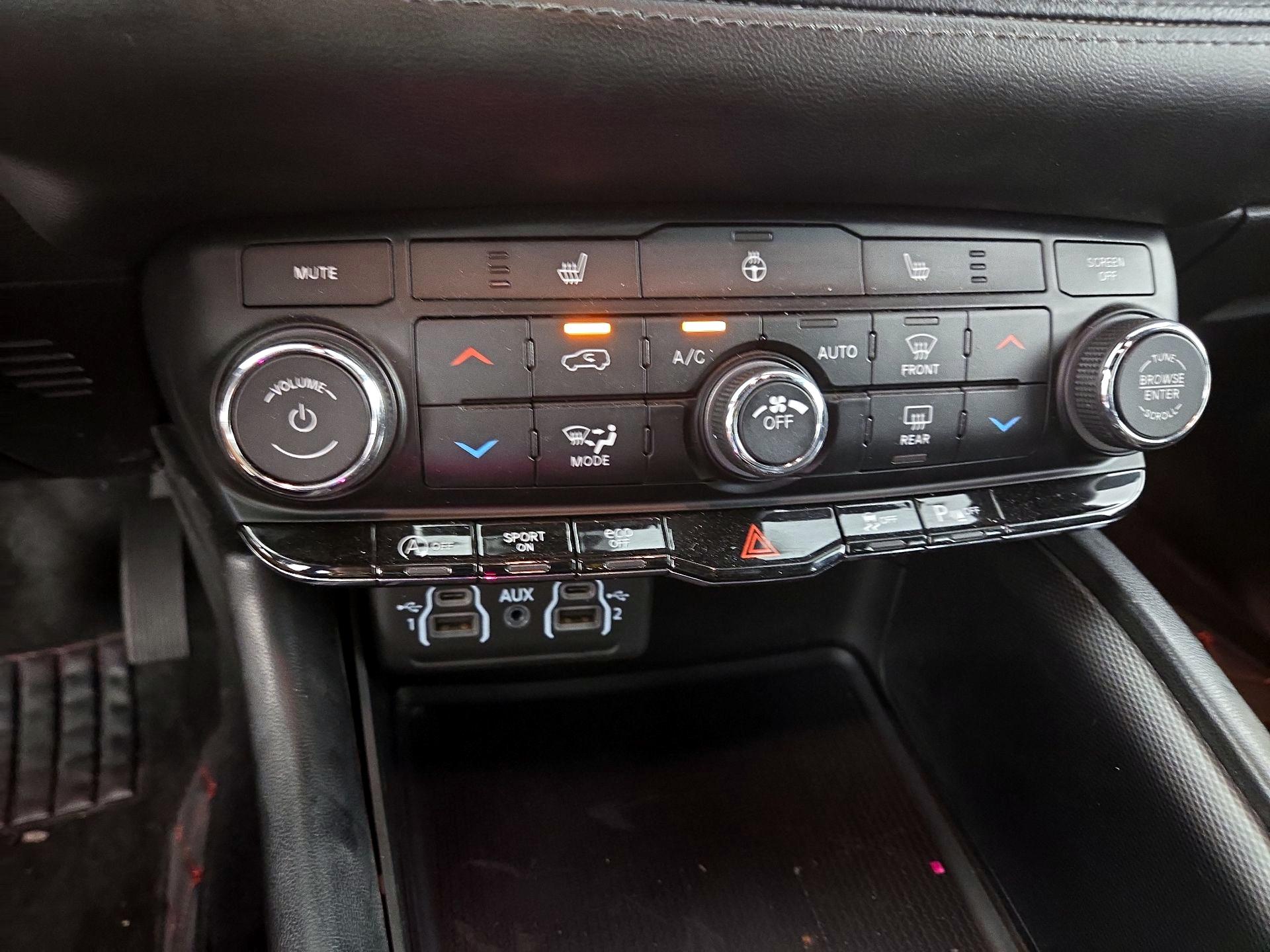 Thumbnail: 2021 Dodge Durango - 17