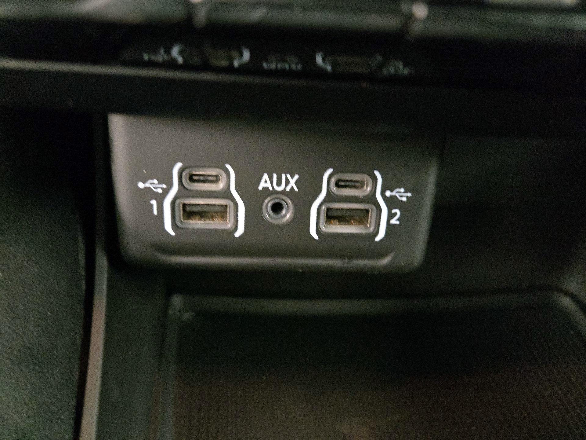 Thumbnail: 2021 Dodge Durango - 19