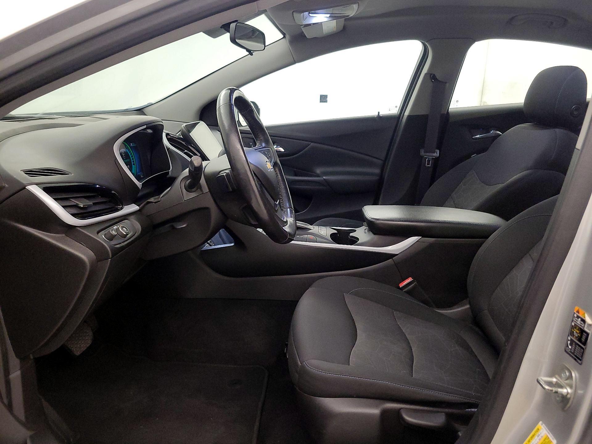 Thumbnail: 2017 Chevrolet Volt - 11