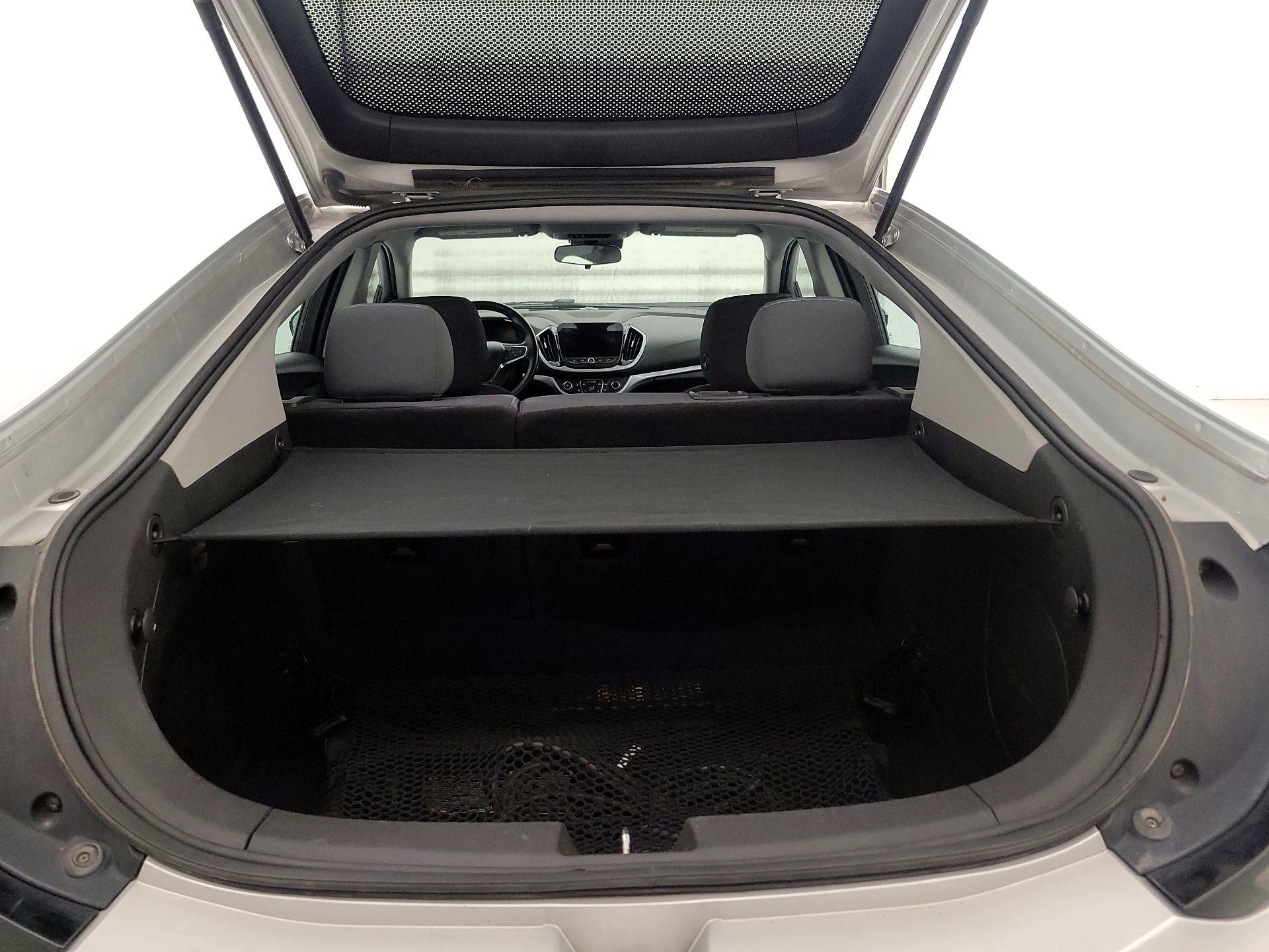 Thumbnail: 2017 Chevrolet Volt - 20