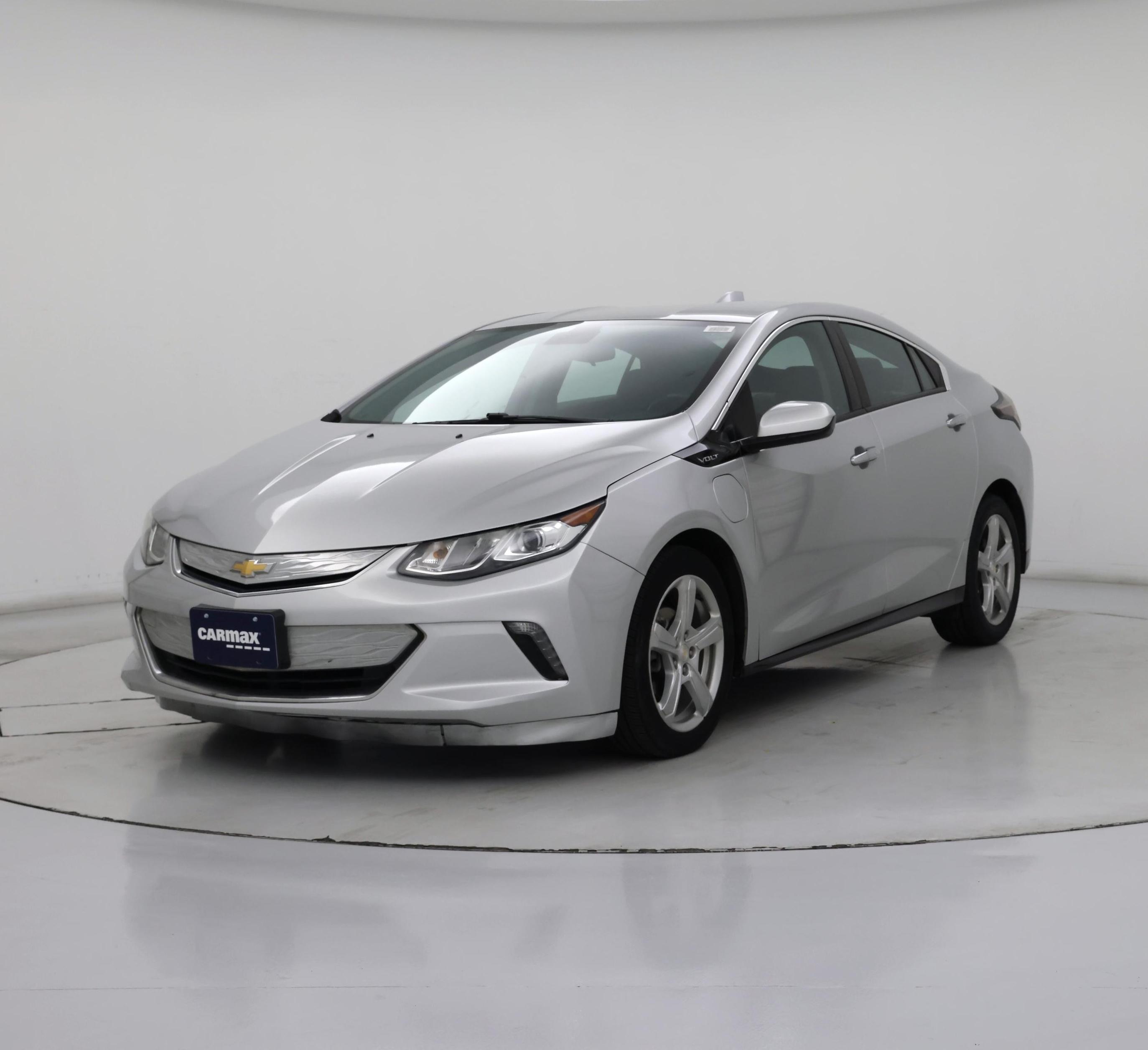Thumbnail: 2017 Chevrolet Volt - 4