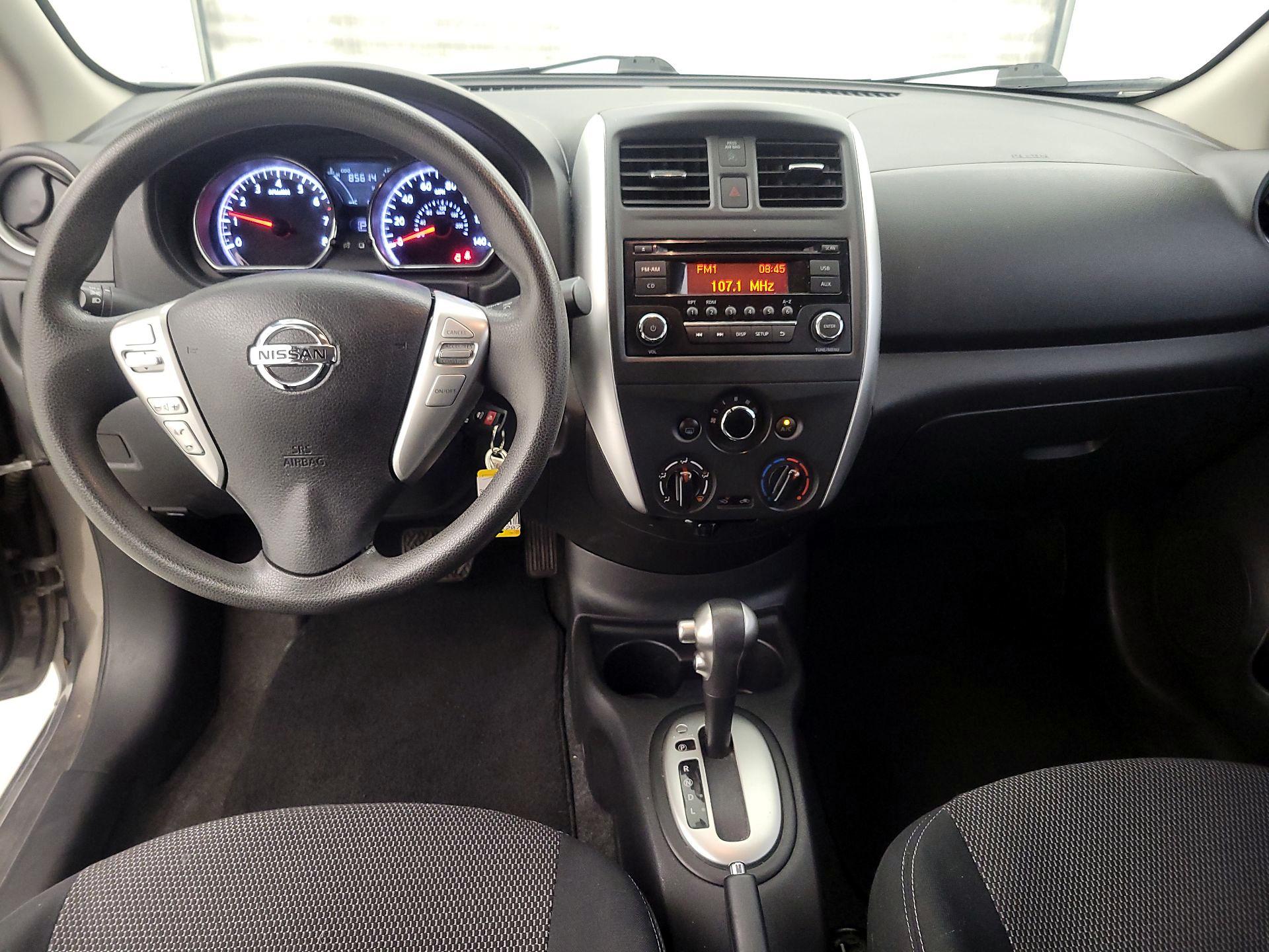 Thumbnail: 2015 Nissan Versa - 9