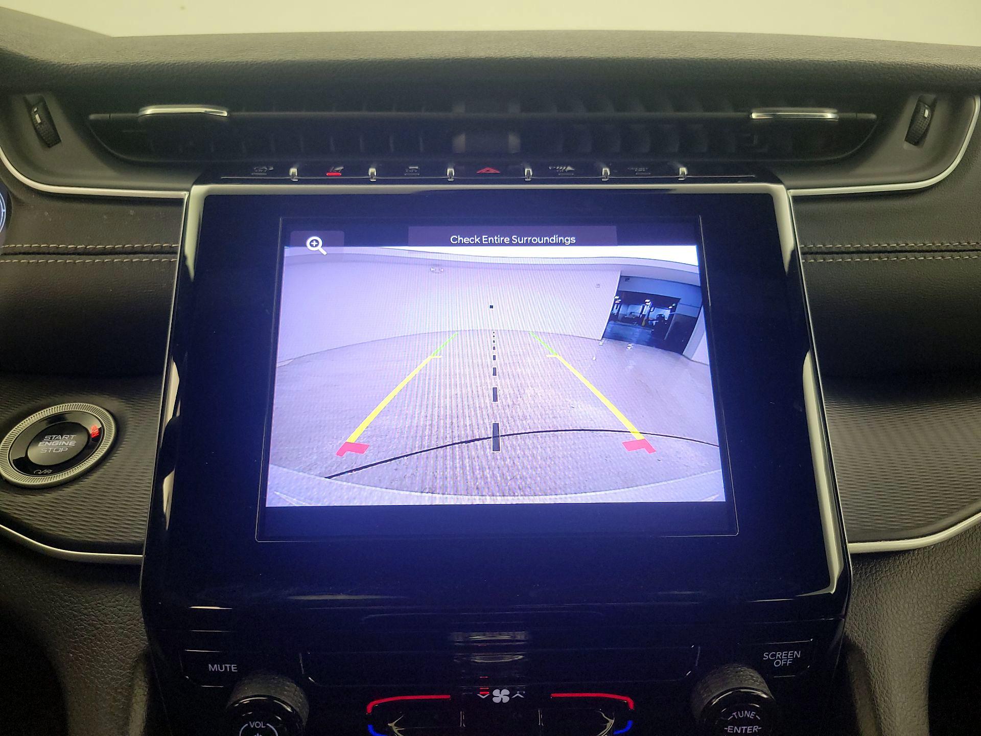 Thumbnail: 2025 Jeep Grand Cherokee - 14