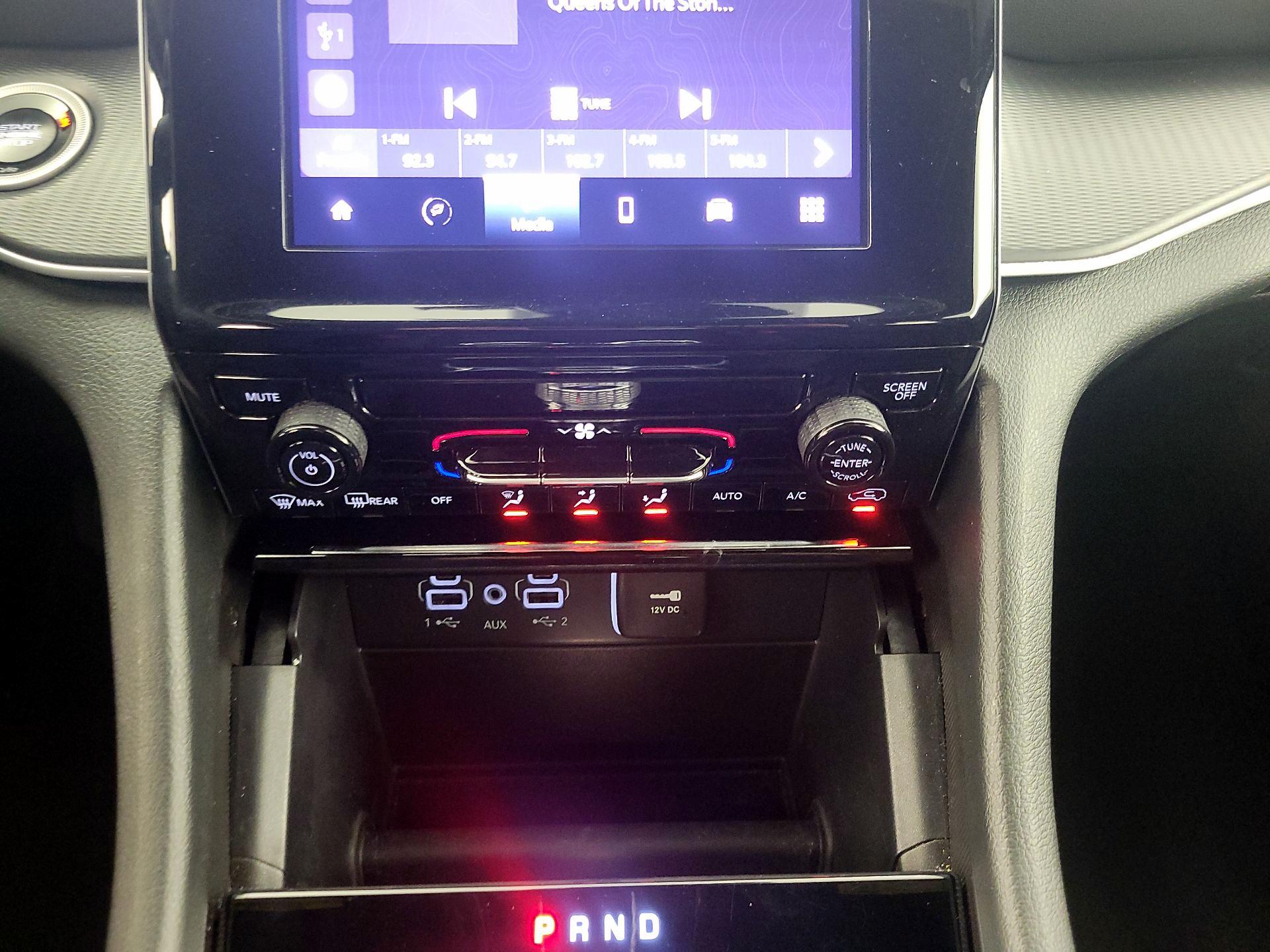 Thumbnail: 2025 Jeep Grand Cherokee - 16