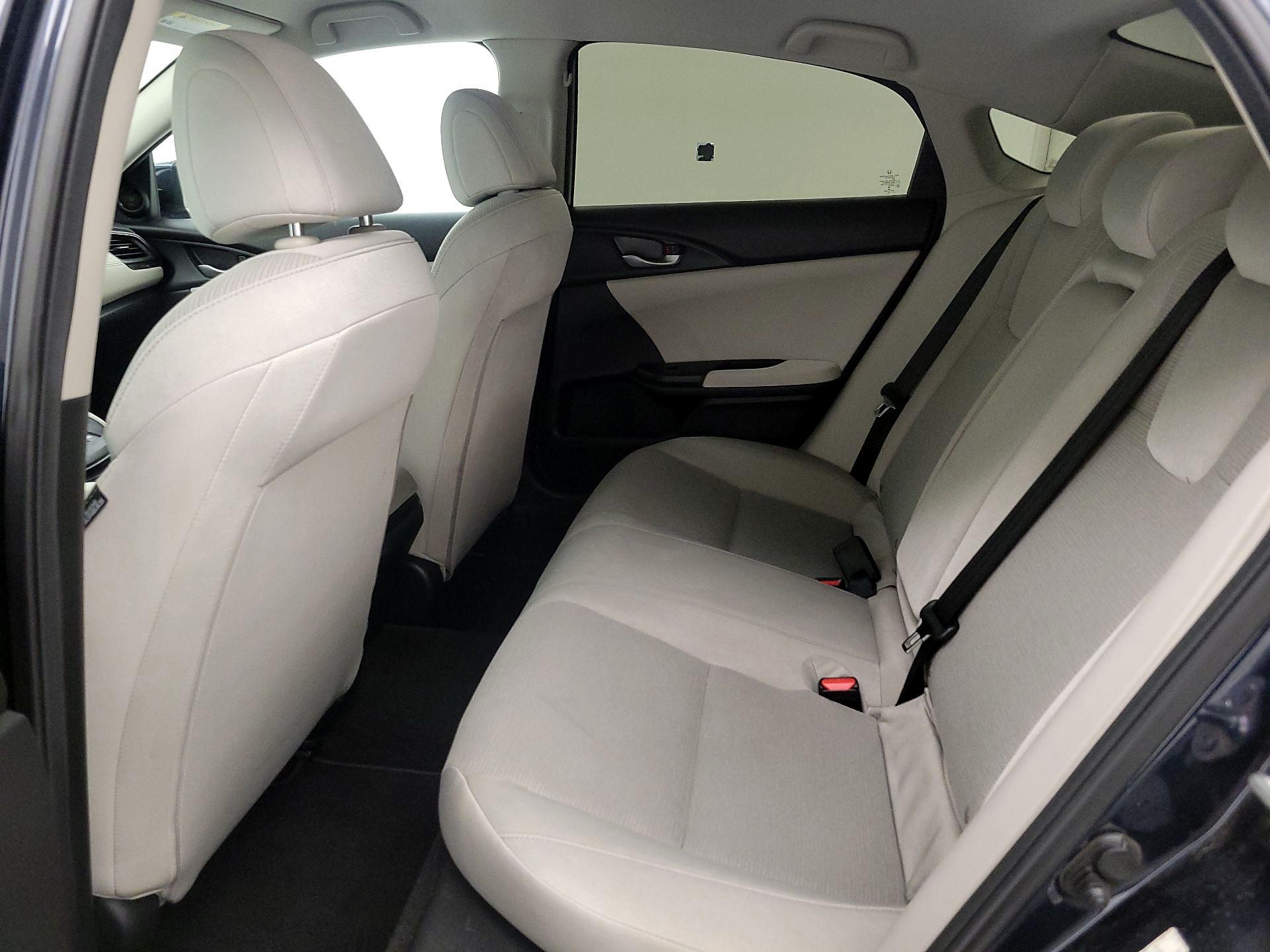 Thumbnail: 2020 Honda Insight - 19