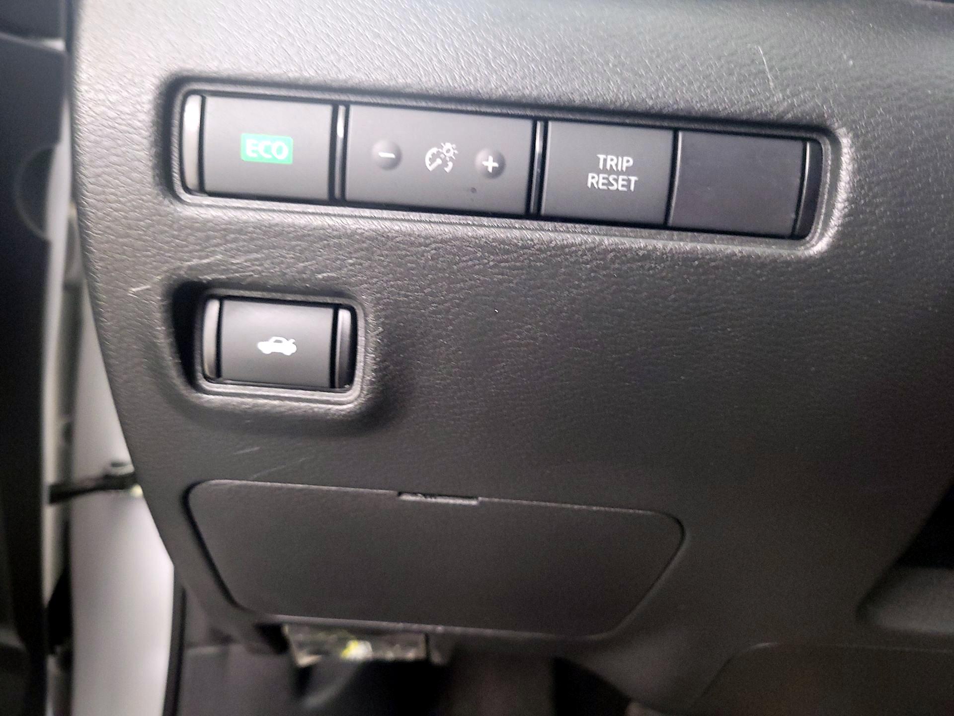 Thumbnail: 2023 Nissan Sentra - 13