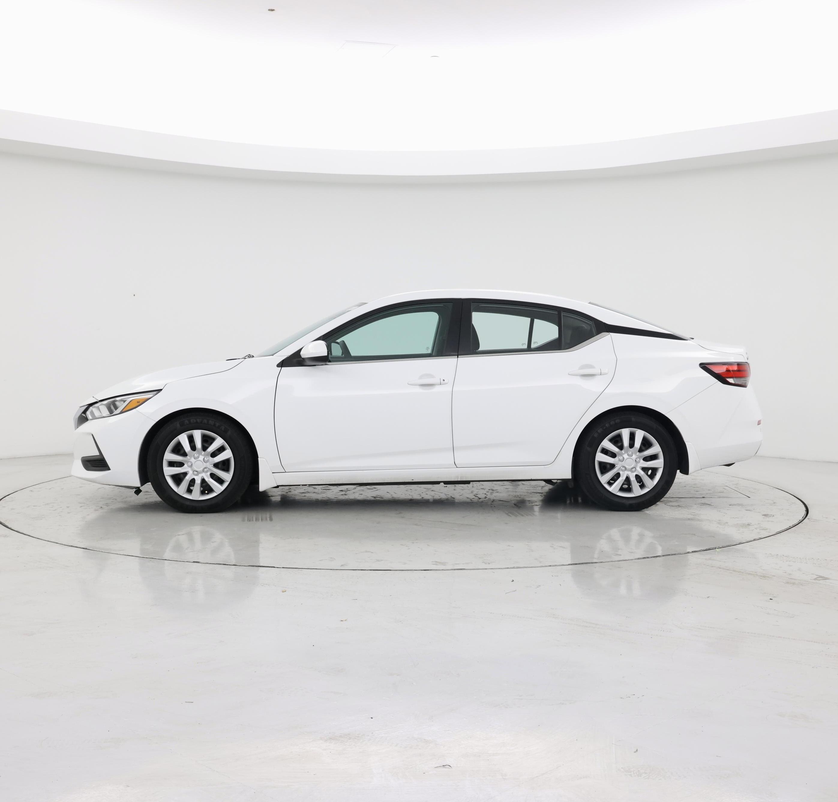 Thumbnail: 2023 Nissan Sentra - 3