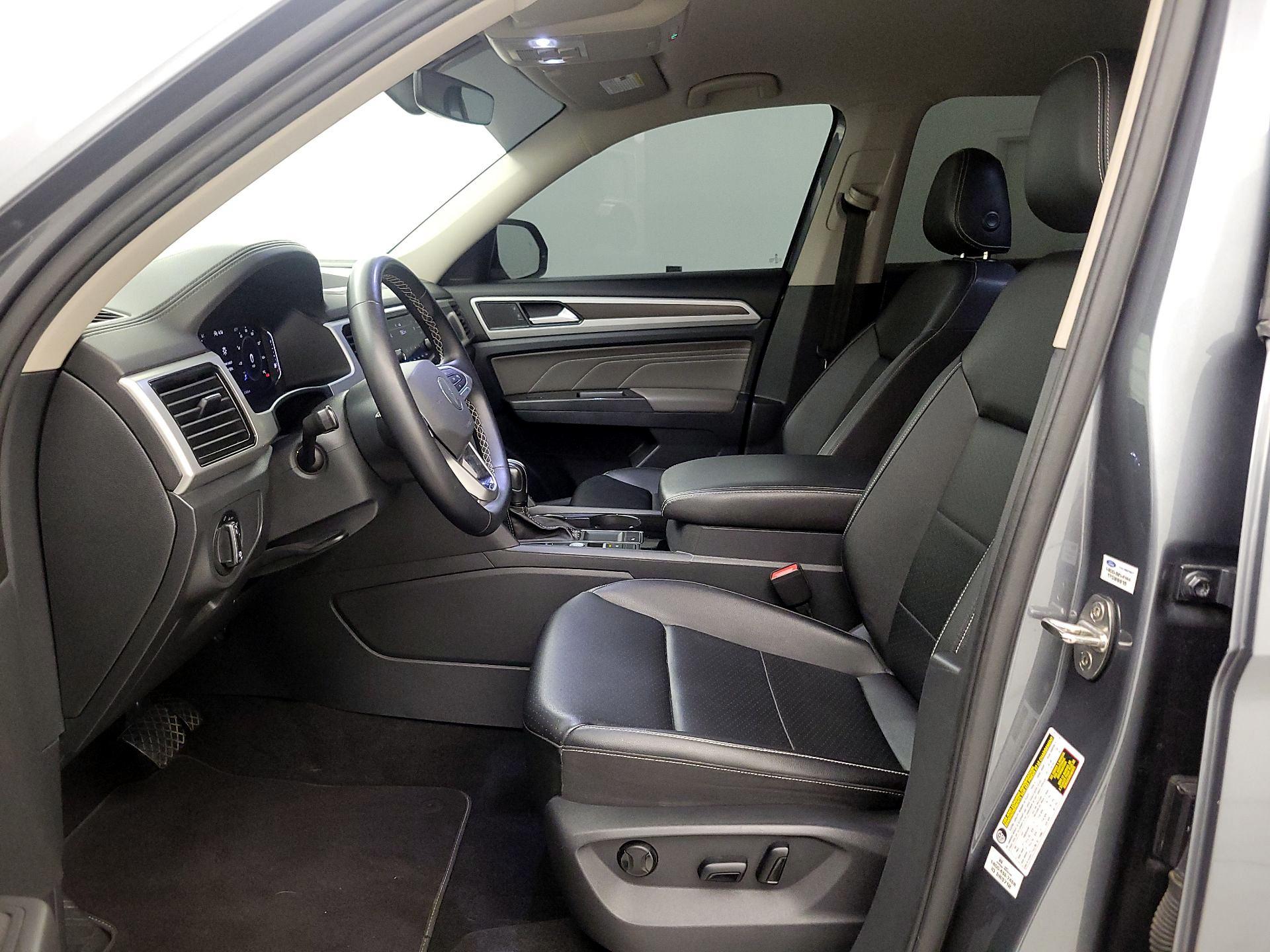 Thumbnail: 2023 Volkswagen Atlas - 11