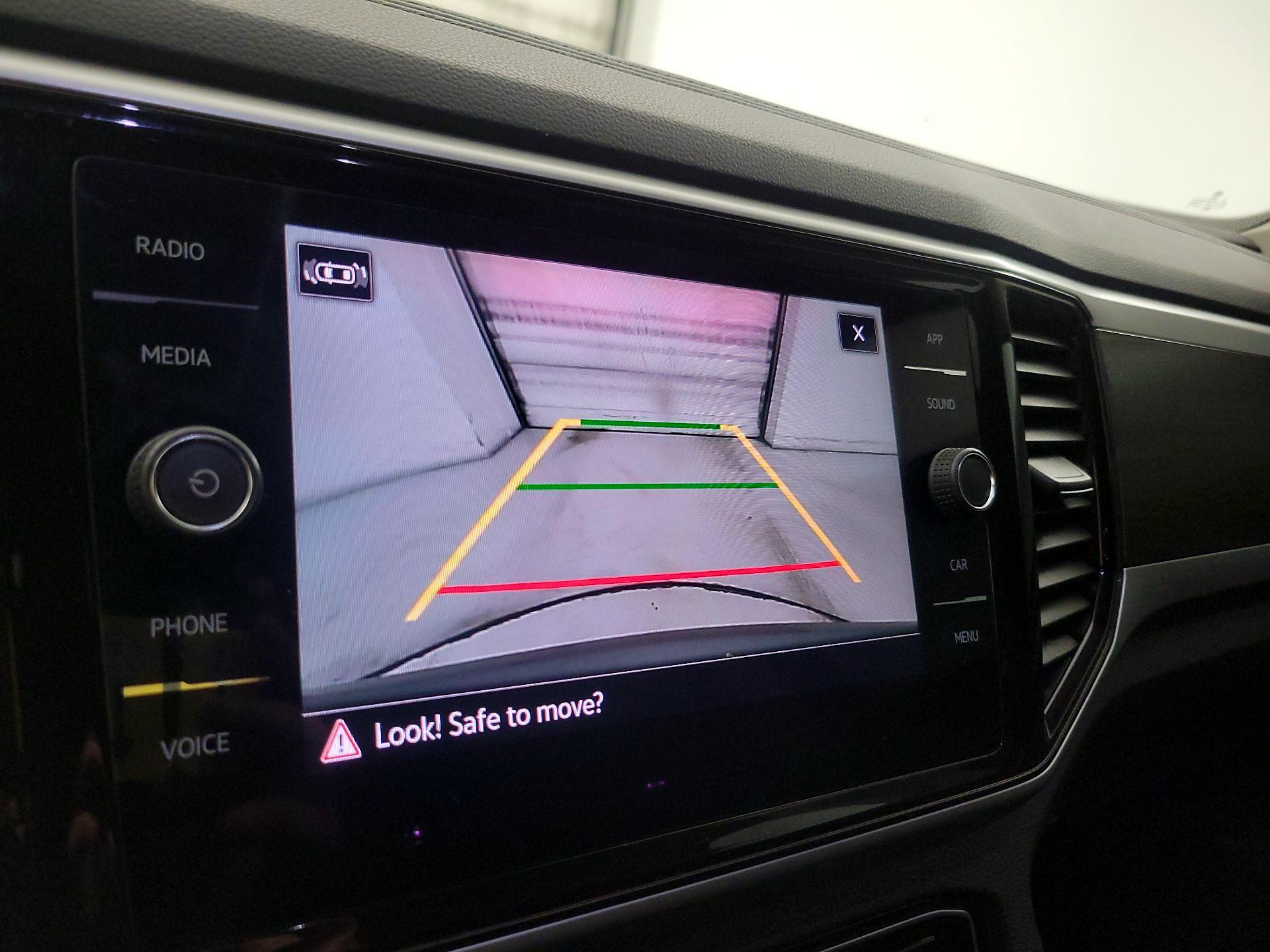 Thumbnail: 2023 Volkswagen Atlas - 14