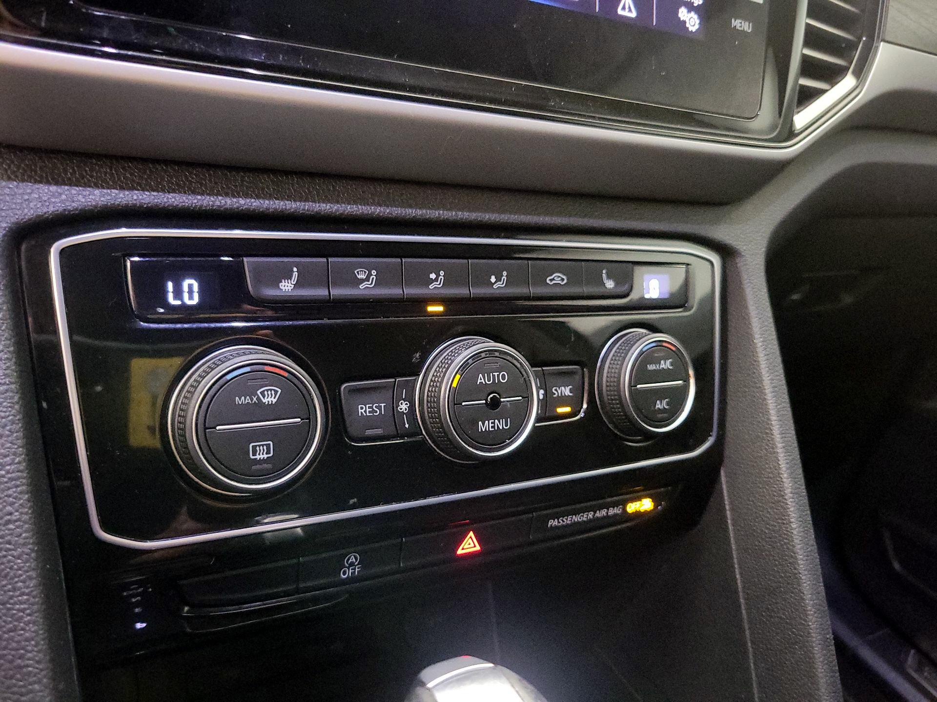 Thumbnail: 2023 Volkswagen Atlas - 16