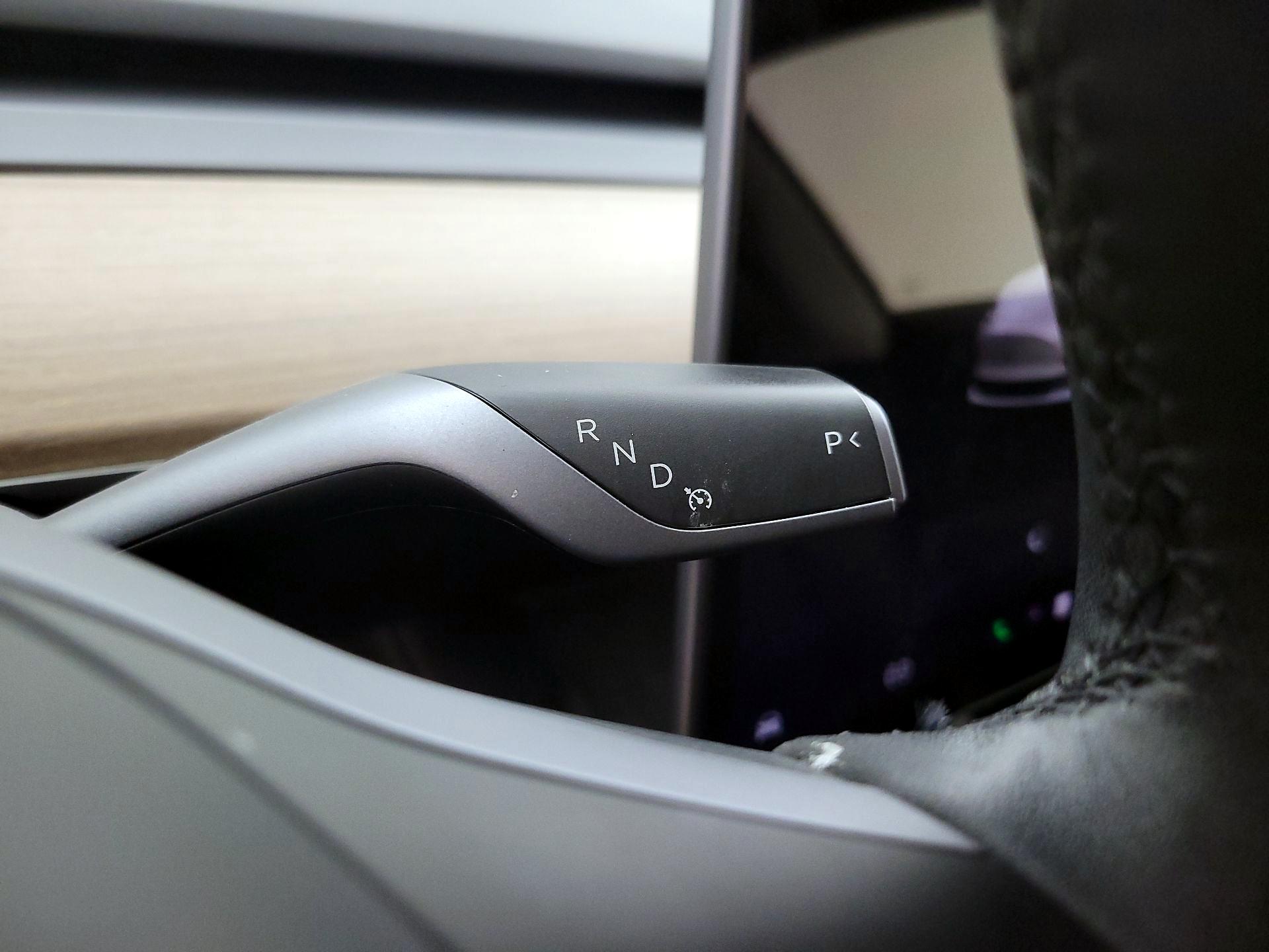 Thumbnail: 2023 Tesla Model 3 - 17