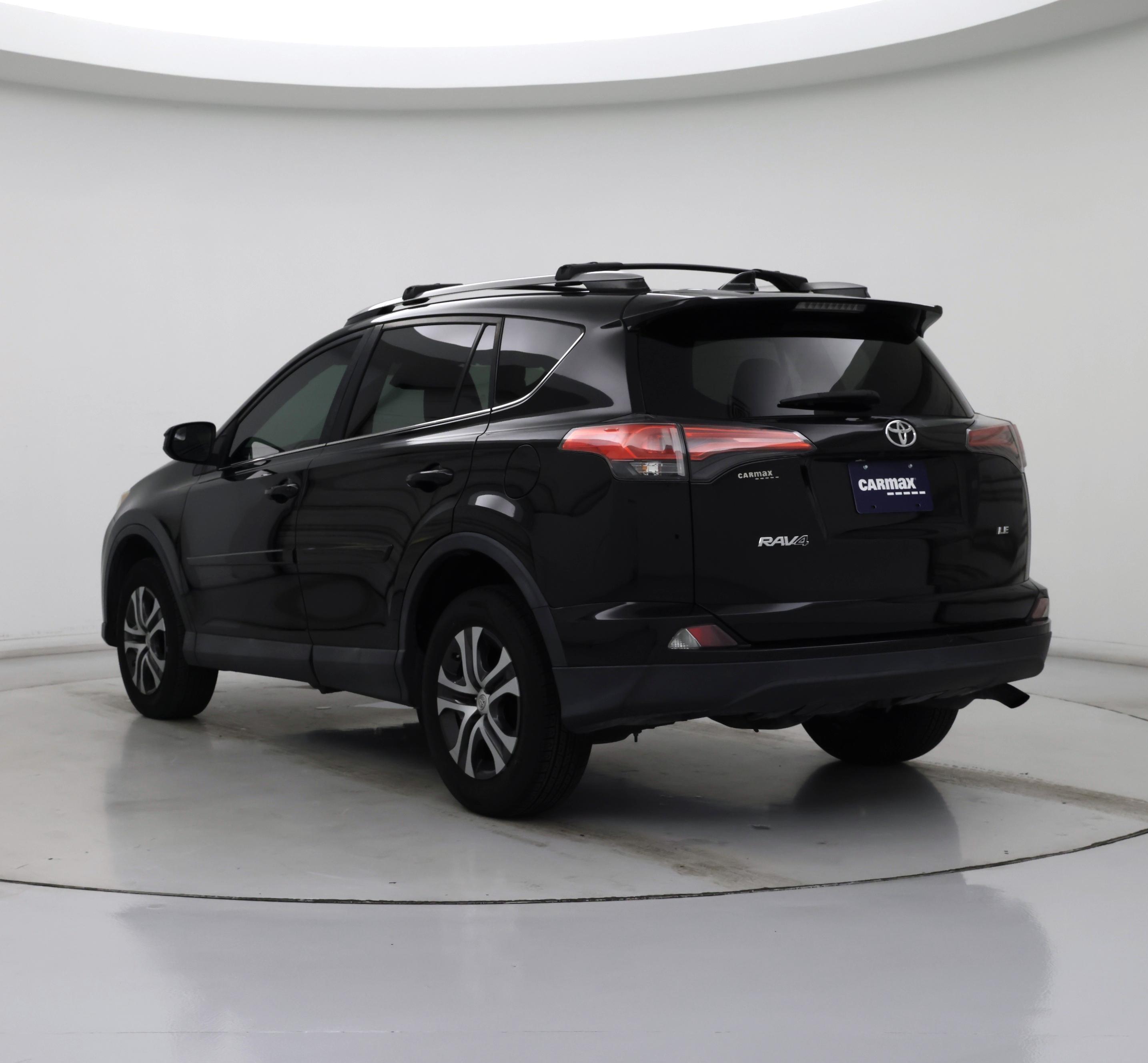 Thumbnail: 2018 Toyota RAV4 - 2