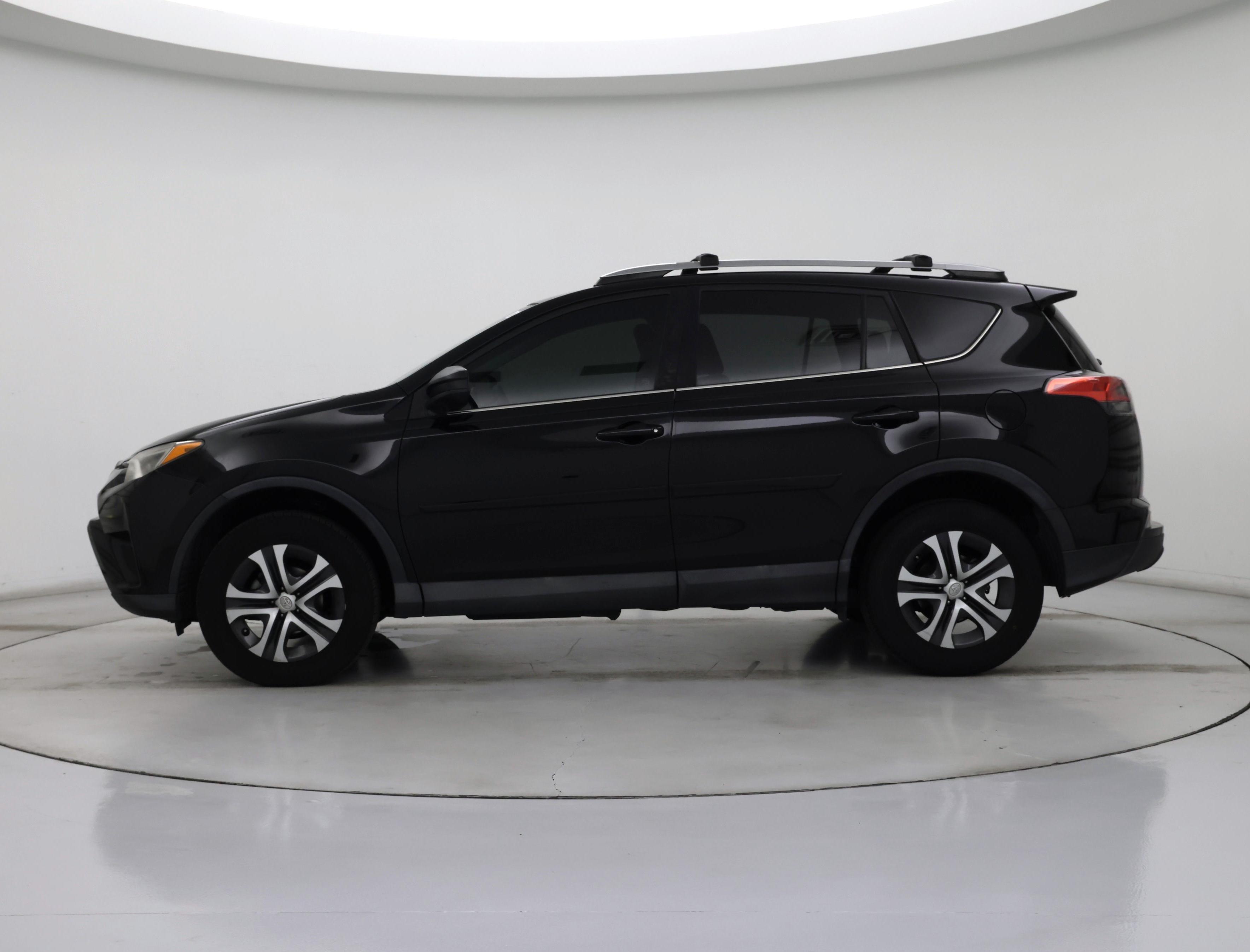 Thumbnail: 2018 Toyota RAV4 - 3