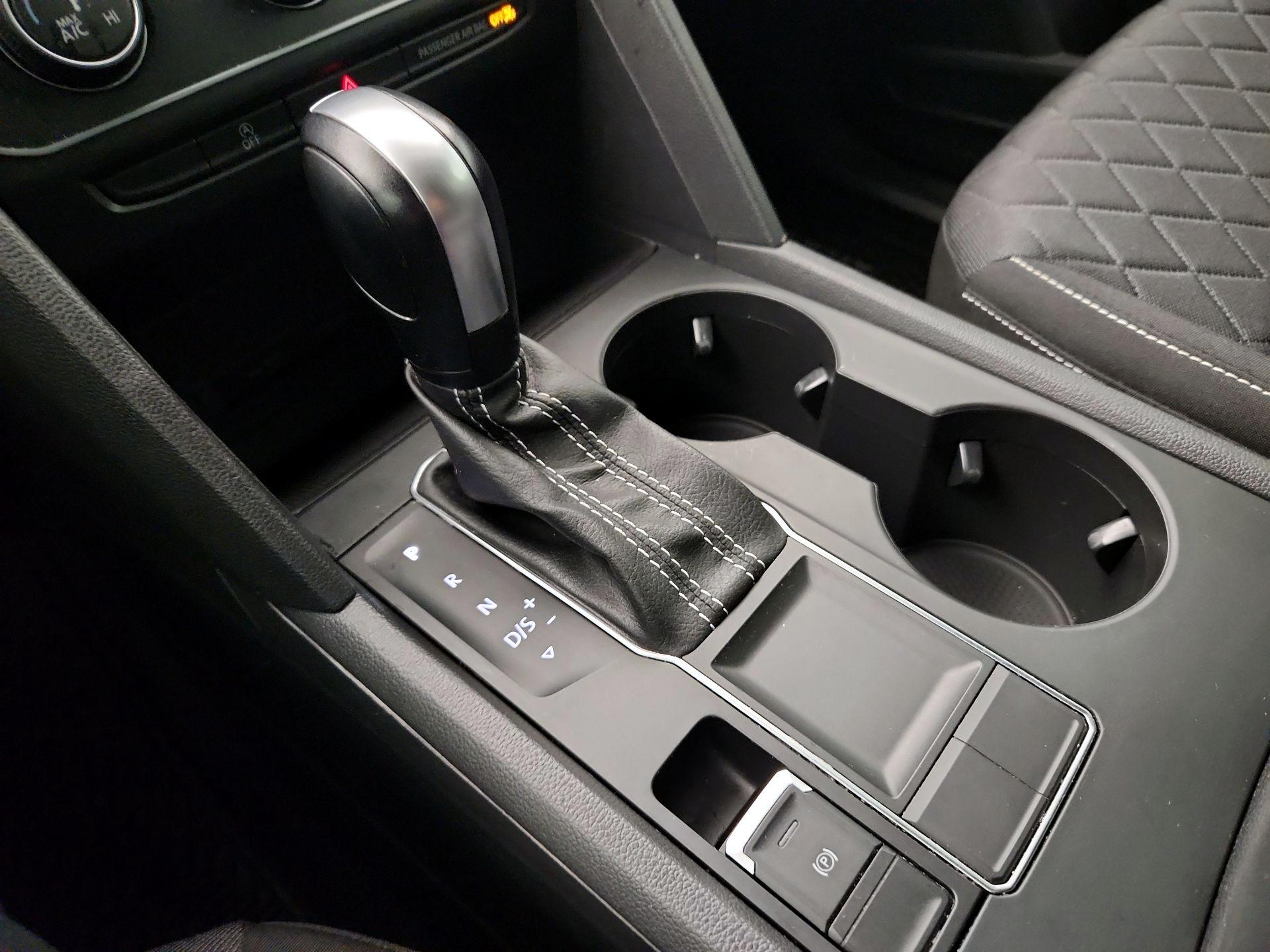 Thumbnail: 2021 Volkswagen Atlas - 17